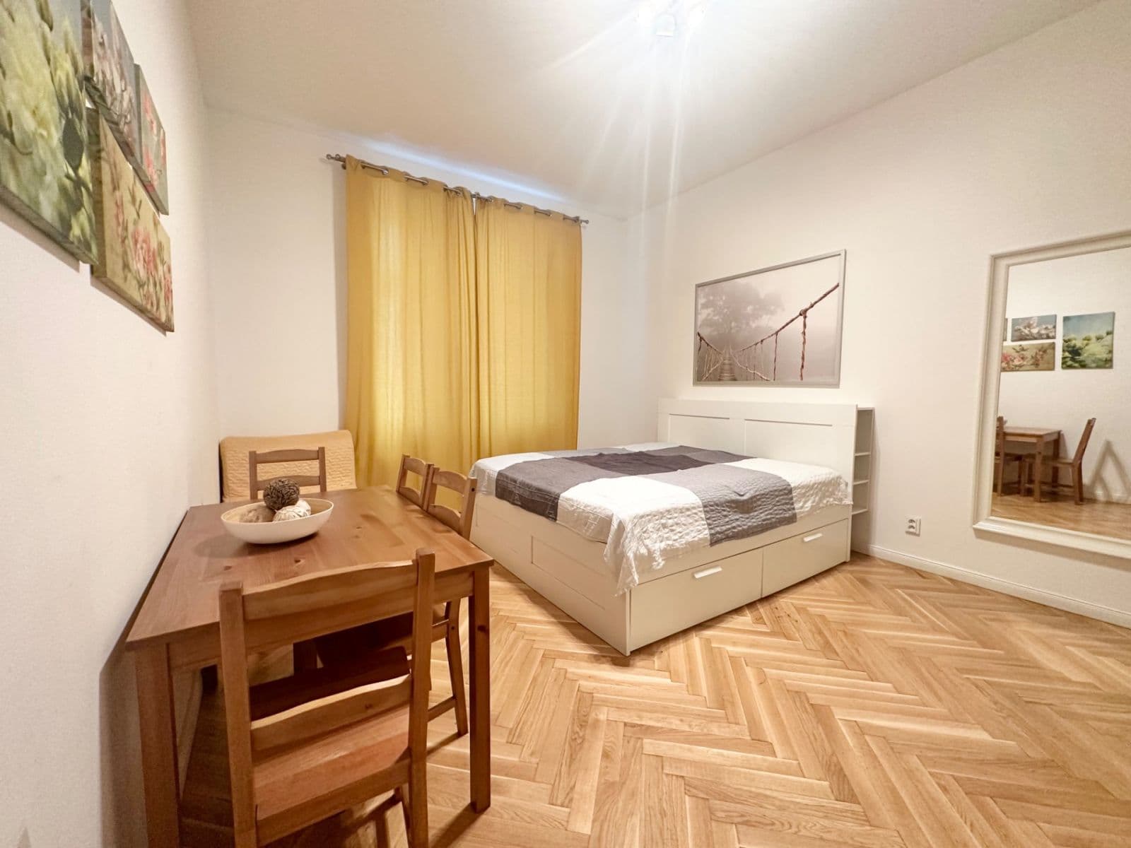 Prenájom bytu 1-izbový 37 m², Šimáčkova, Praha, Praha Prenájom bytu 1-izbový 37 m², Šimáčkova, Praha, Praha
