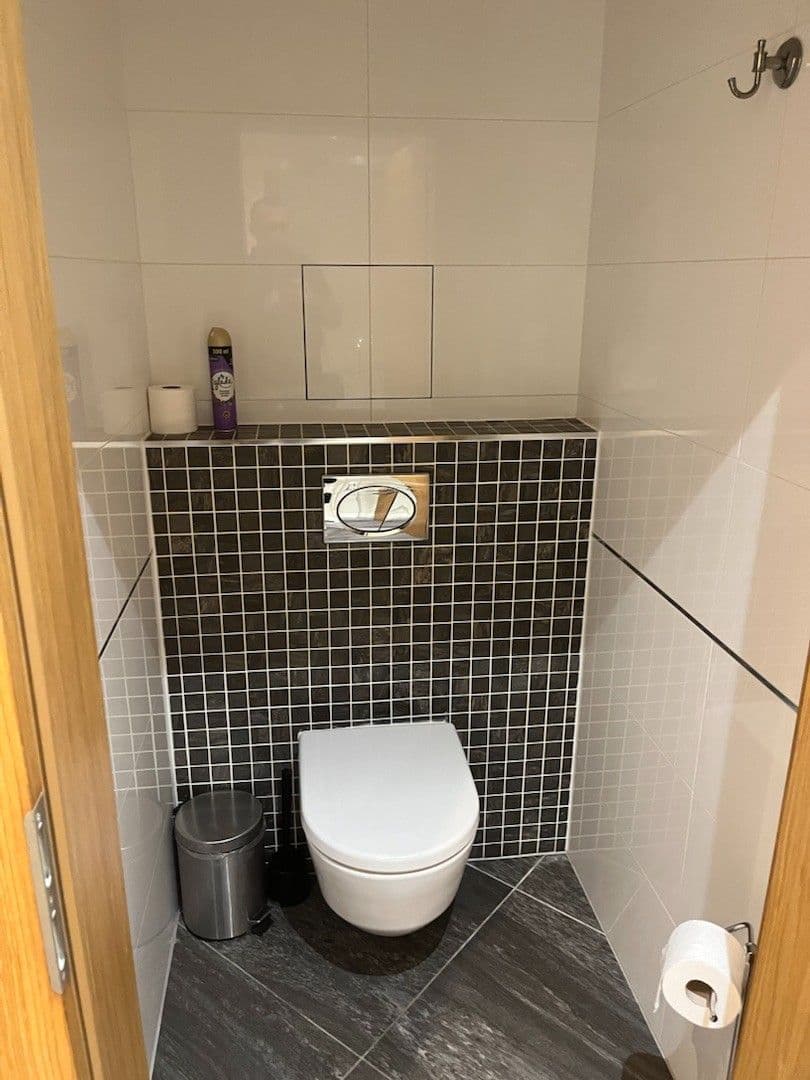 Prenájom bytu 1-izbový 36 m², Olšanská, Praha, Praha Prenájom bytu 1-izbový 36 m², Olšanská, Praha, Praha