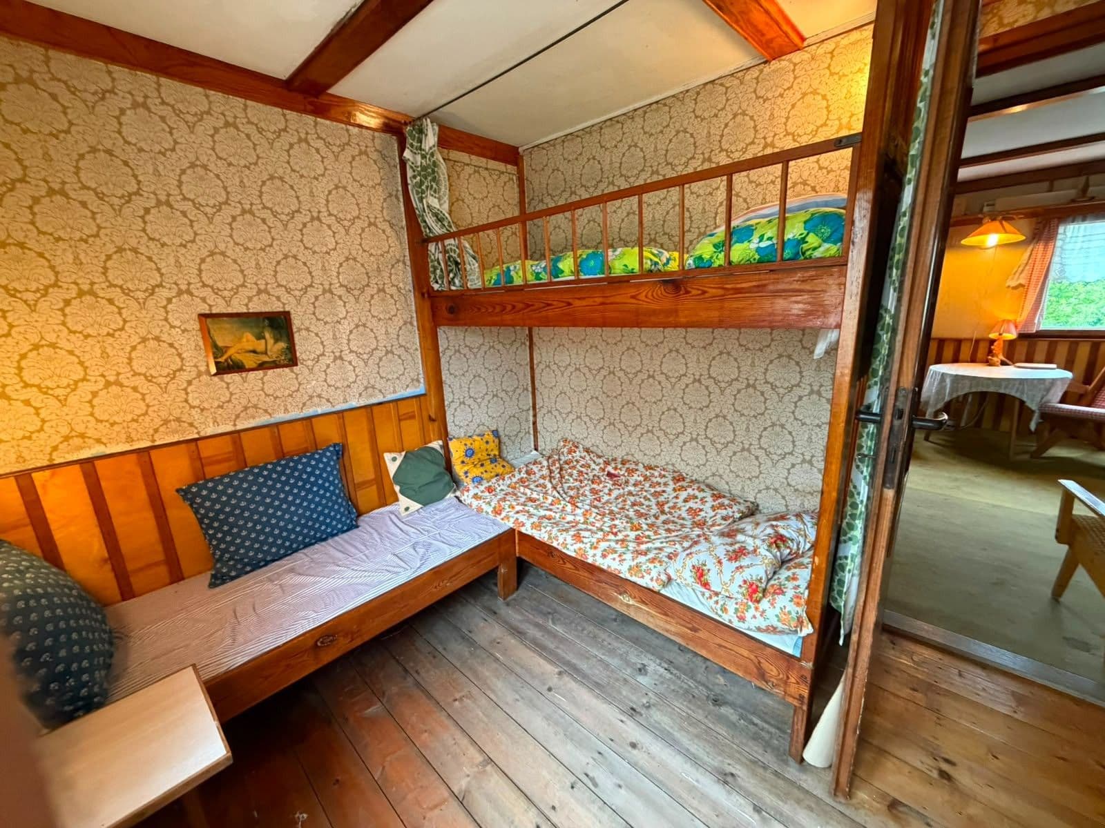 Predaj rekreačného objektu 51 m², pozemok 400 m², K Vodojemu, Hradištko, Středočeský kraj Predaj rekreačného objektu 51 m², pozemok 400 m², K Vodojemu, Hradištko, Středočeský kraj