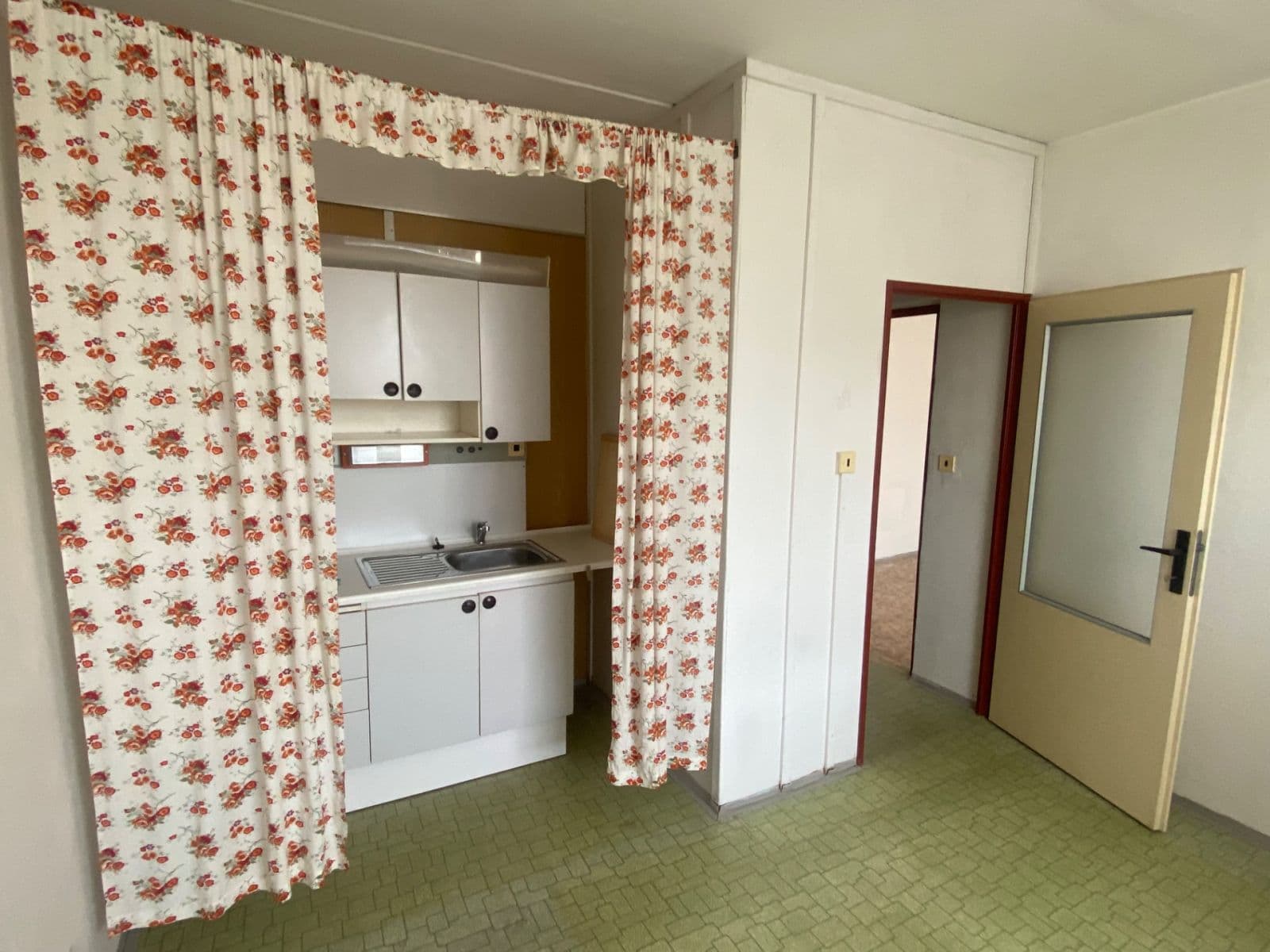 Predaj bytu 1-izbový 52 m², Jana Zajíce, Pardubice, Pardubický kraj Predaj bytu 1-izbový 52 m², Jana Zajíce, Pardubice, Pardubický kraj