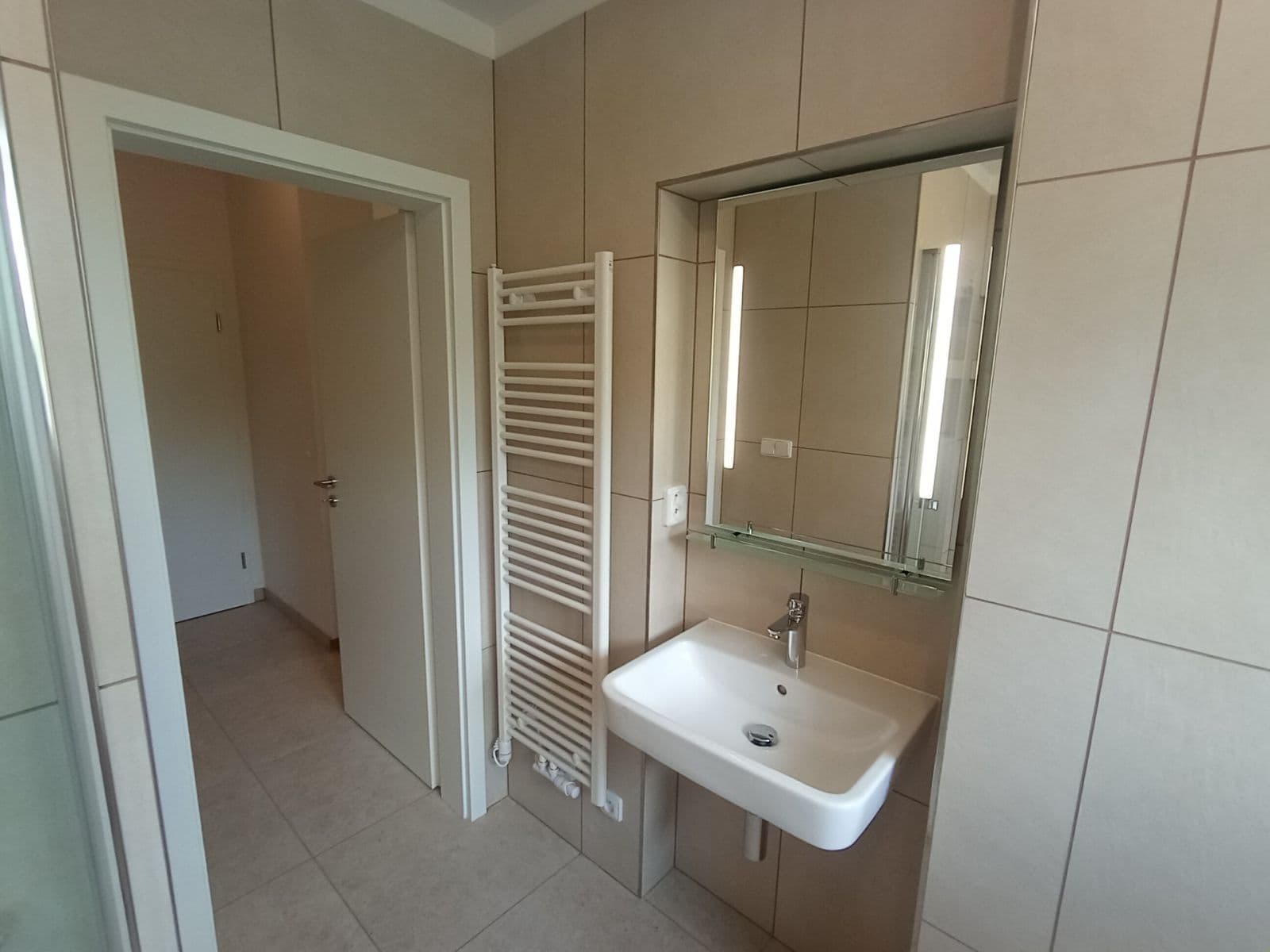 Prenájom bytu 3-izbový 72 m², Libušino údolí, Brno, Jihomoravský kraj Prenájom bytu 3-izbový 72 m², Libušino údolí, Brno, Jihomoravský kraj