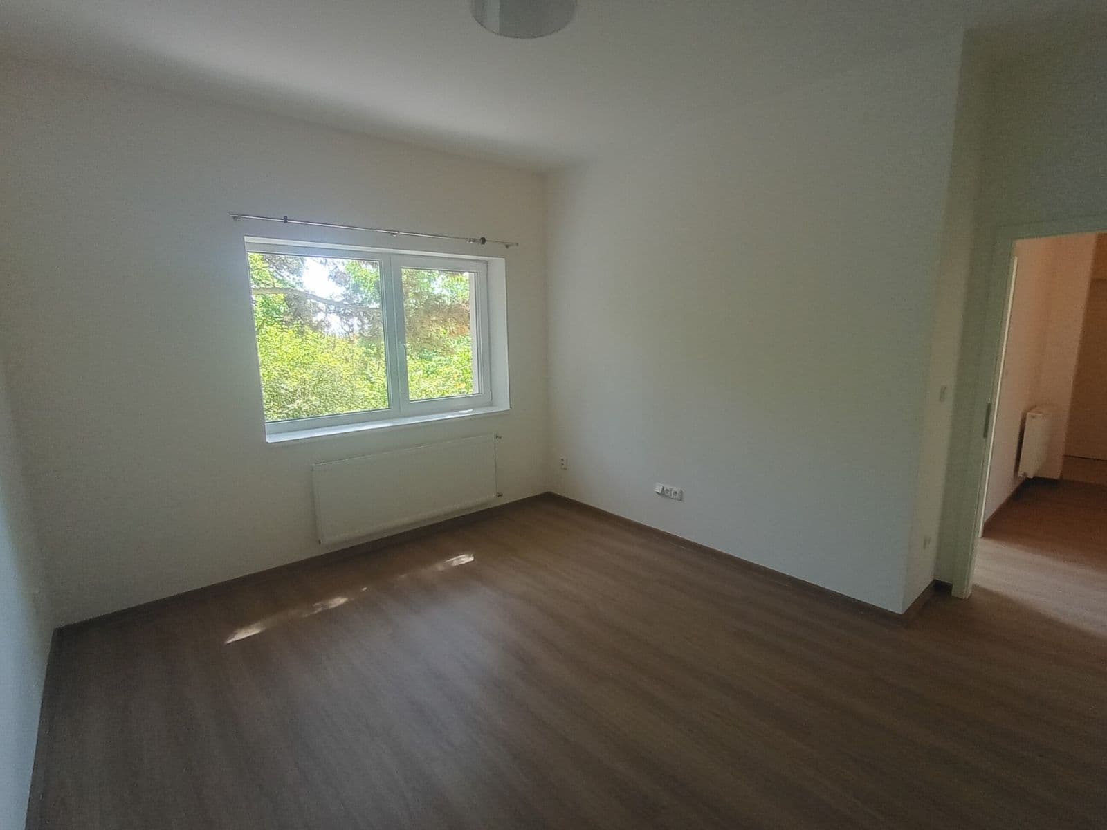 Prenájom bytu 3-izbový 72 m², Libušino údolí, Brno, Jihomoravský kraj Prenájom bytu 3-izbový 72 m², Libušino údolí, Brno, Jihomoravský kraj