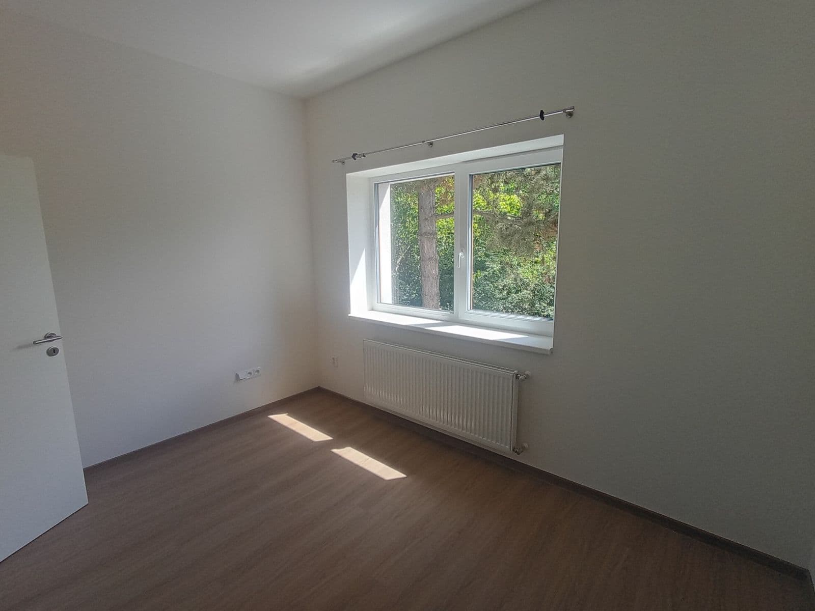 Prenájom bytu 3-izbový 72 m², Libušino údolí, Brno, Jihomoravský kraj Prenájom bytu 3-izbový 72 m², Libušino údolí, Brno, Jihomoravský kraj