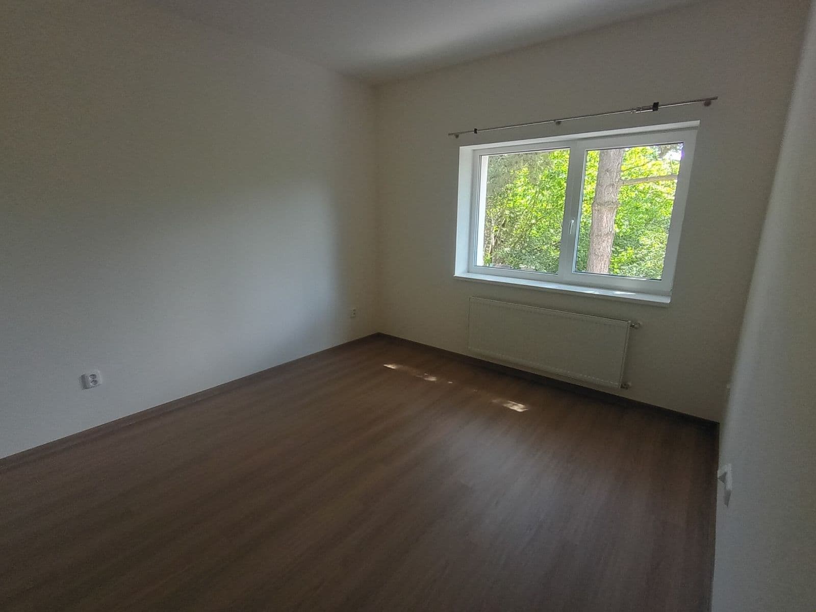 Prenájom bytu 3-izbový 72 m², Libušino údolí, Brno, Jihomoravský kraj Prenájom bytu 3-izbový 72 m², Libušino údolí, Brno, Jihomoravský kraj