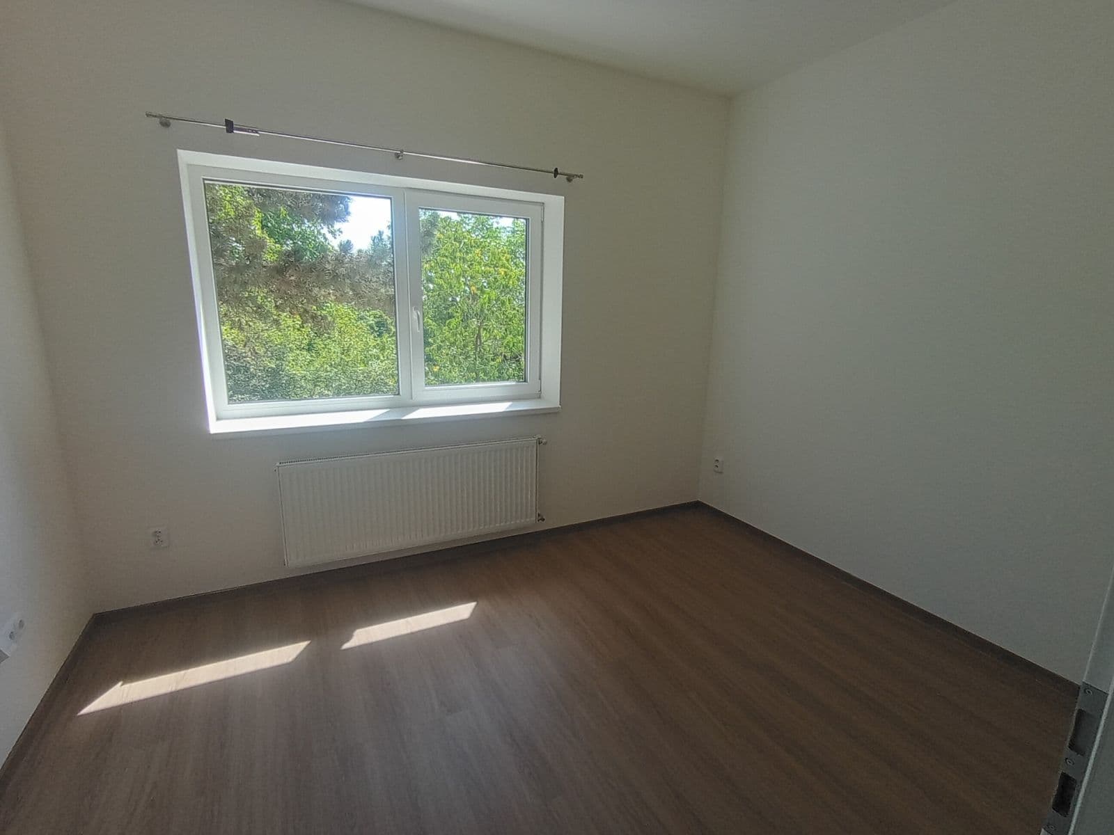 Prenájom bytu 3-izbový 72 m², Libušino údolí, Brno, Jihomoravský kraj Prenájom bytu 3-izbový 72 m², Libušino údolí, Brno, Jihomoravský kraj