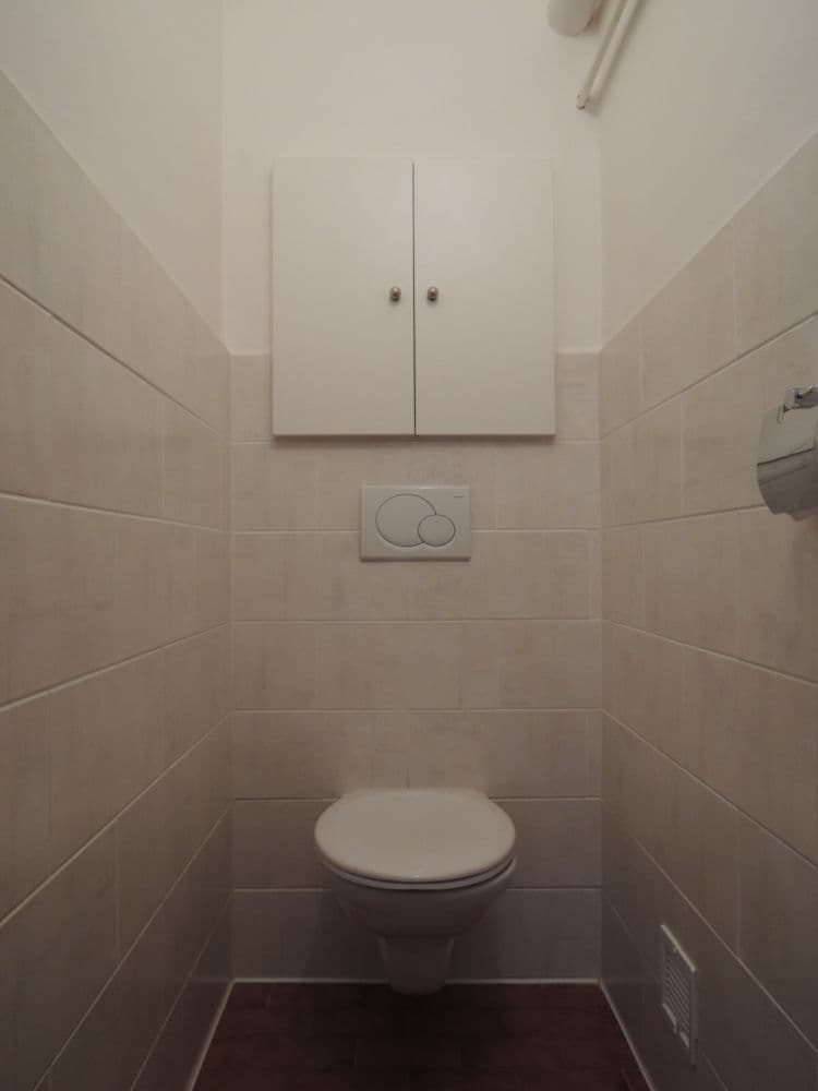 Prenájom bytu 3-izbový 81 m², Naskové, Praha, Praha Prenájom bytu 3-izbový 81 m², Naskové, Praha, Praha