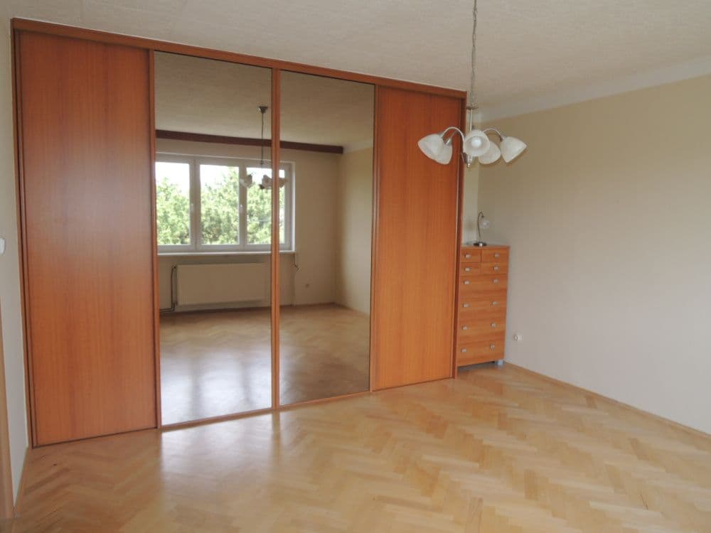 Prenájom bytu 3-izbový 81 m², Naskové, Praha, Praha Prenájom bytu 3-izbový 81 m², Naskové, Praha, Praha