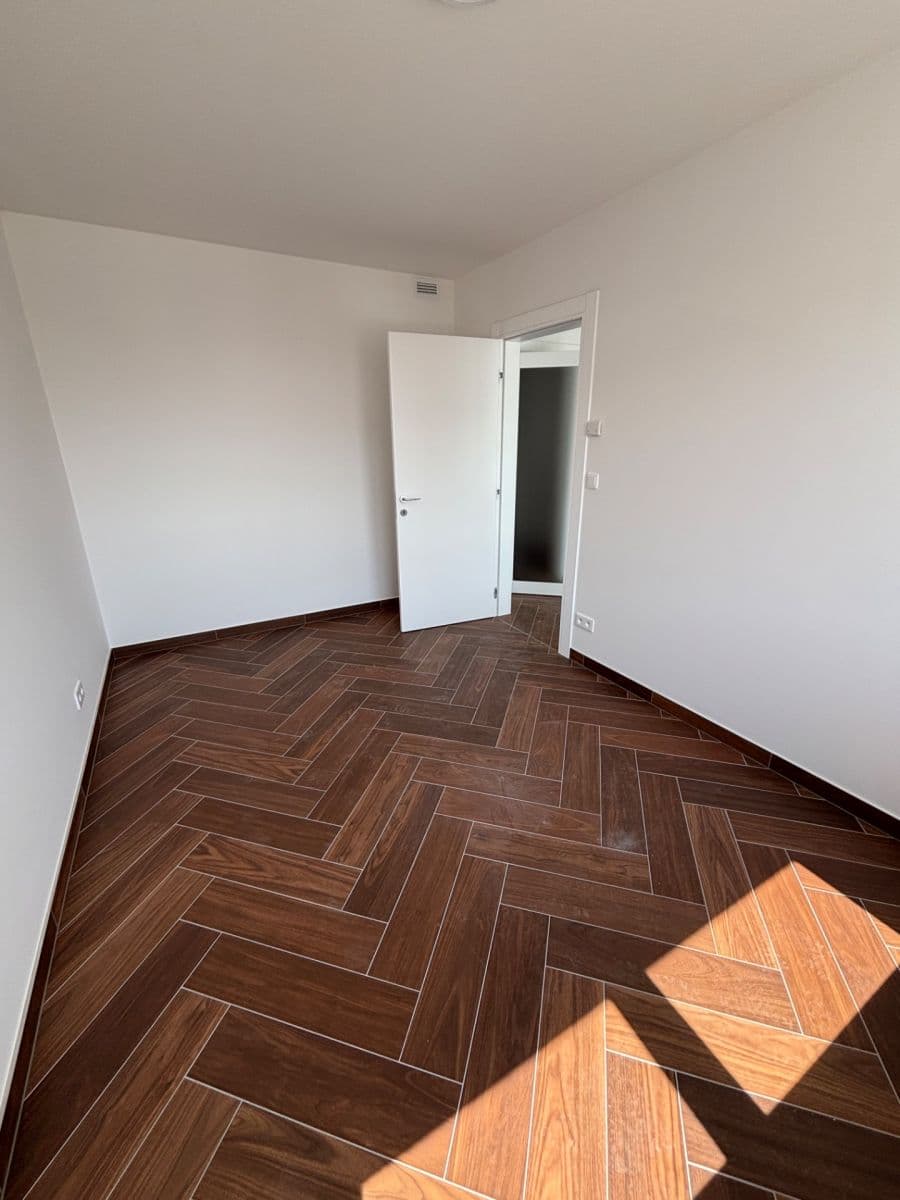 Prenájom bytu 2-izbový 46 m², Třída Jiřího Pelikána, Olomouc, Olomoucký kraj Prenájom bytu 2-izbový 46 m², Třída Jiřího Pelikána, Olomouc, Olomoucký kraj