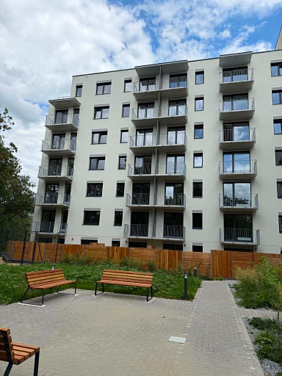 Prenájom bytu 1-izbový 35 m², Střední, Brno, Jihomoravský kraj Prenájom bytu 1-izbový 35 m², Střední, Brno, Jihomoravský kraj
