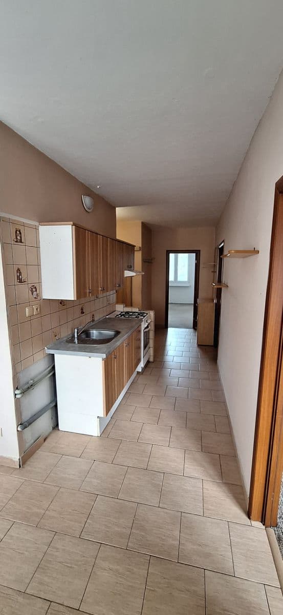 Predaj bytu 2-izbový 61 m², Hluboká, Ústí nad Labem, Ústecký kraj Predaj bytu 2-izbový 61 m², Hluboká, Ústí nad Labem, Ústecký kraj