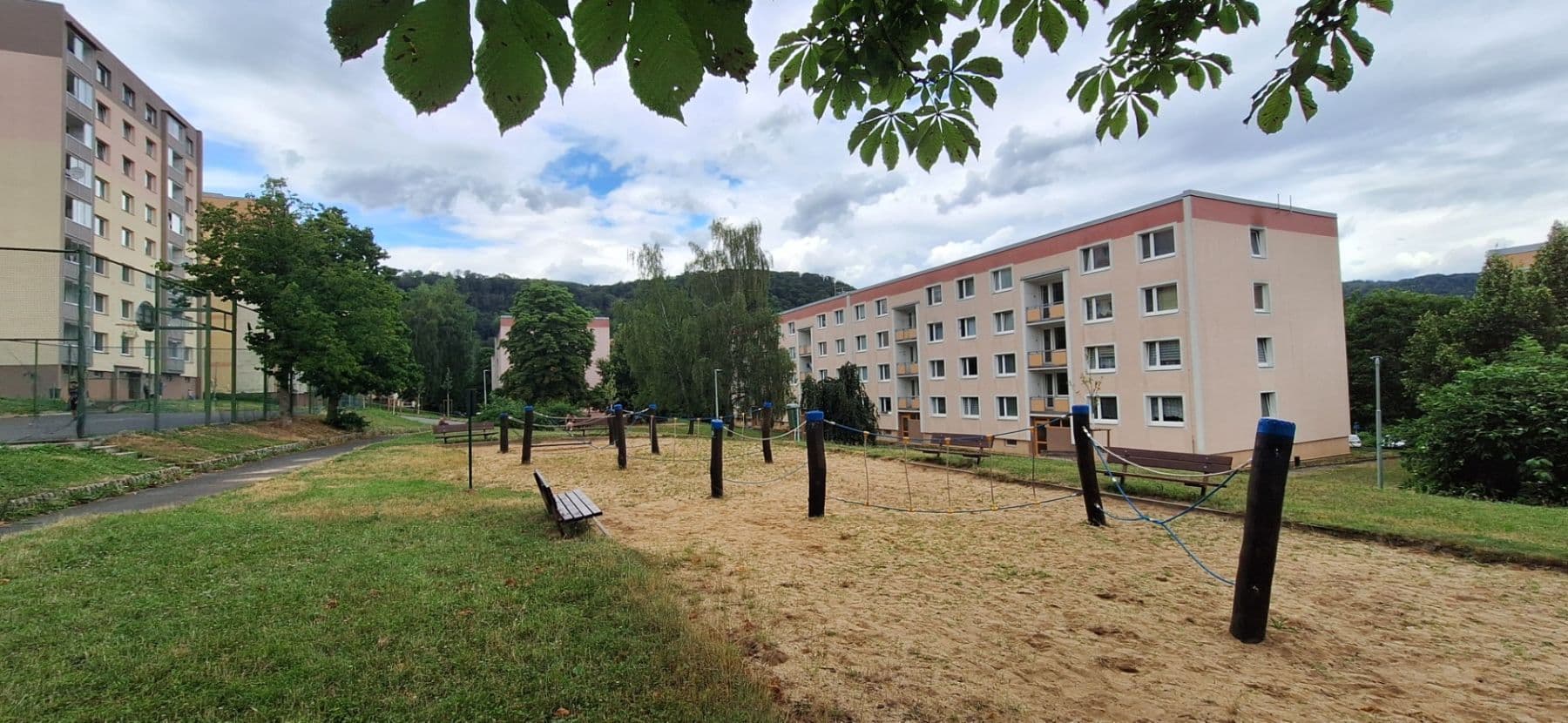 Predaj bytu 2-izbový 61 m², Hluboká, Ústí nad Labem, Ústecký kraj Predaj bytu 2-izbový 61 m², Hluboká, Ústí nad Labem, Ústecký kraj