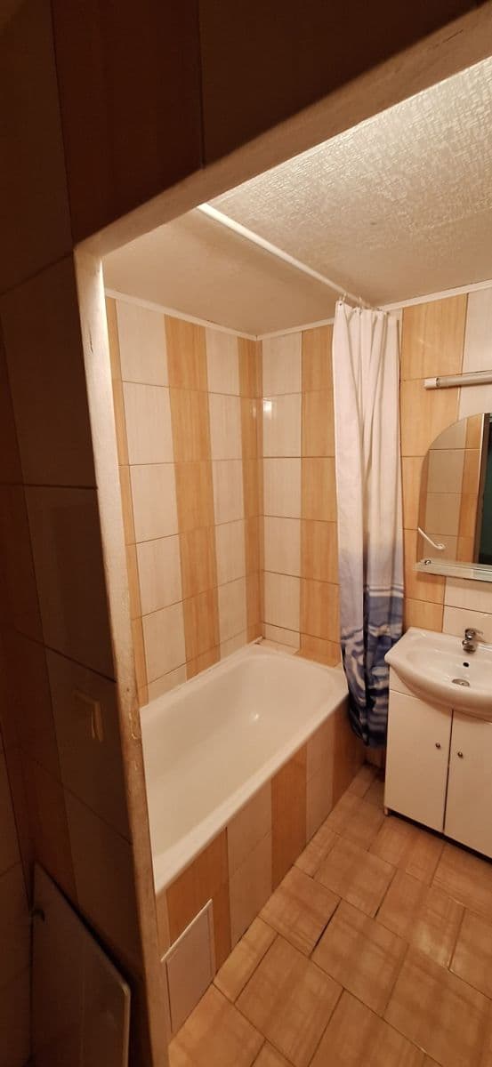 Predaj bytu 2-izbový 61 m², Hluboká, Ústí nad Labem, Ústecký kraj Predaj bytu 2-izbový 61 m², Hluboká, Ústí nad Labem, Ústecký kraj
