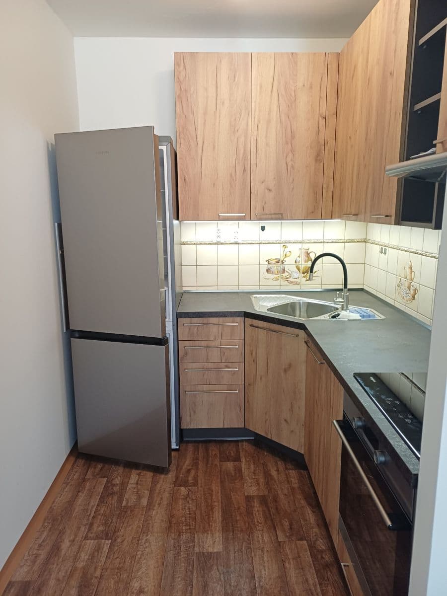 Prenájom bytu 2-izbový 42 m², Čimická, Praha, Praha Prenájom bytu 2-izbový 42 m², Čimická, Praha, Praha