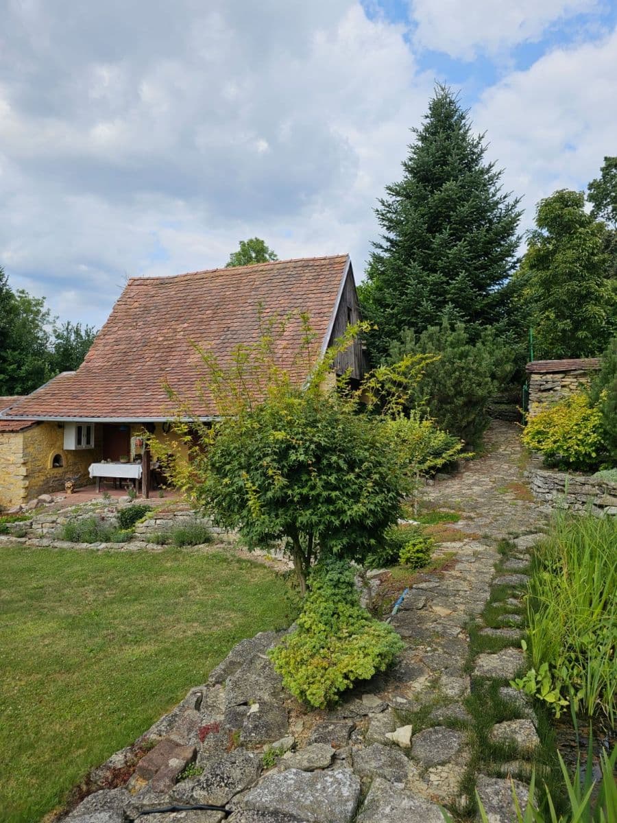 Predaj domu 1.067 m², pozemok 1.970 m², Vraclav, Pardubický kraj Predaj domu 1.067 m², pozemok 1.970 m², Vraclav, Pardubický kraj