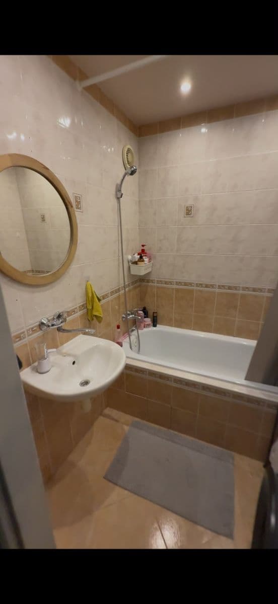 Prenájom bytu 3-izbový 63 m², V Průčelí, Praha, Praha Prenájom bytu 3-izbový 63 m², V Průčelí, Praha, Praha