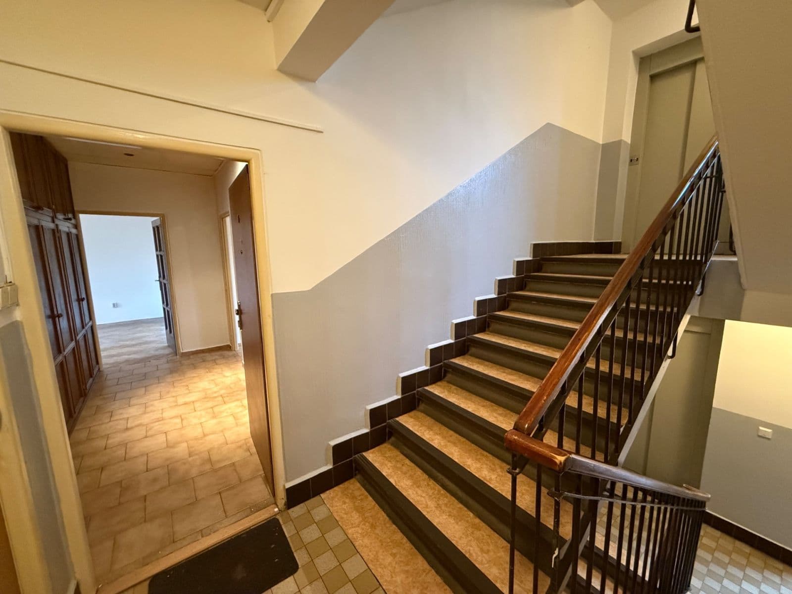Predaj bytu 2-izbový 52 m², Štěchovická, Praha, Praha Predaj bytu 2-izbový 52 m², Štěchovická, Praha, Praha