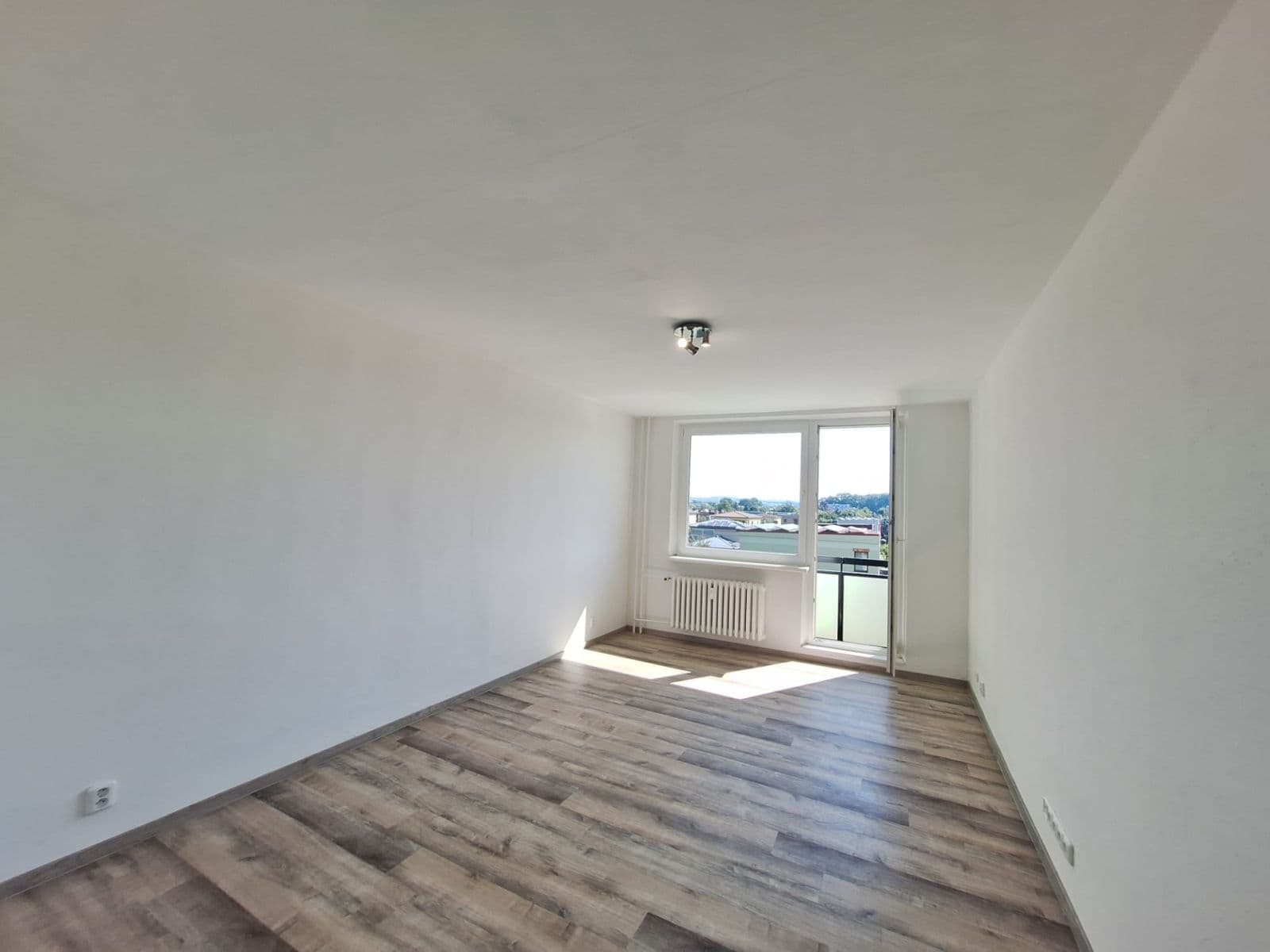 Predaj bytu 1-izbový 30 m², Školní, Otrokovice, Zlínský kraj Predaj bytu 1-izbový 30 m², Školní, Otrokovice, Zlínský kraj