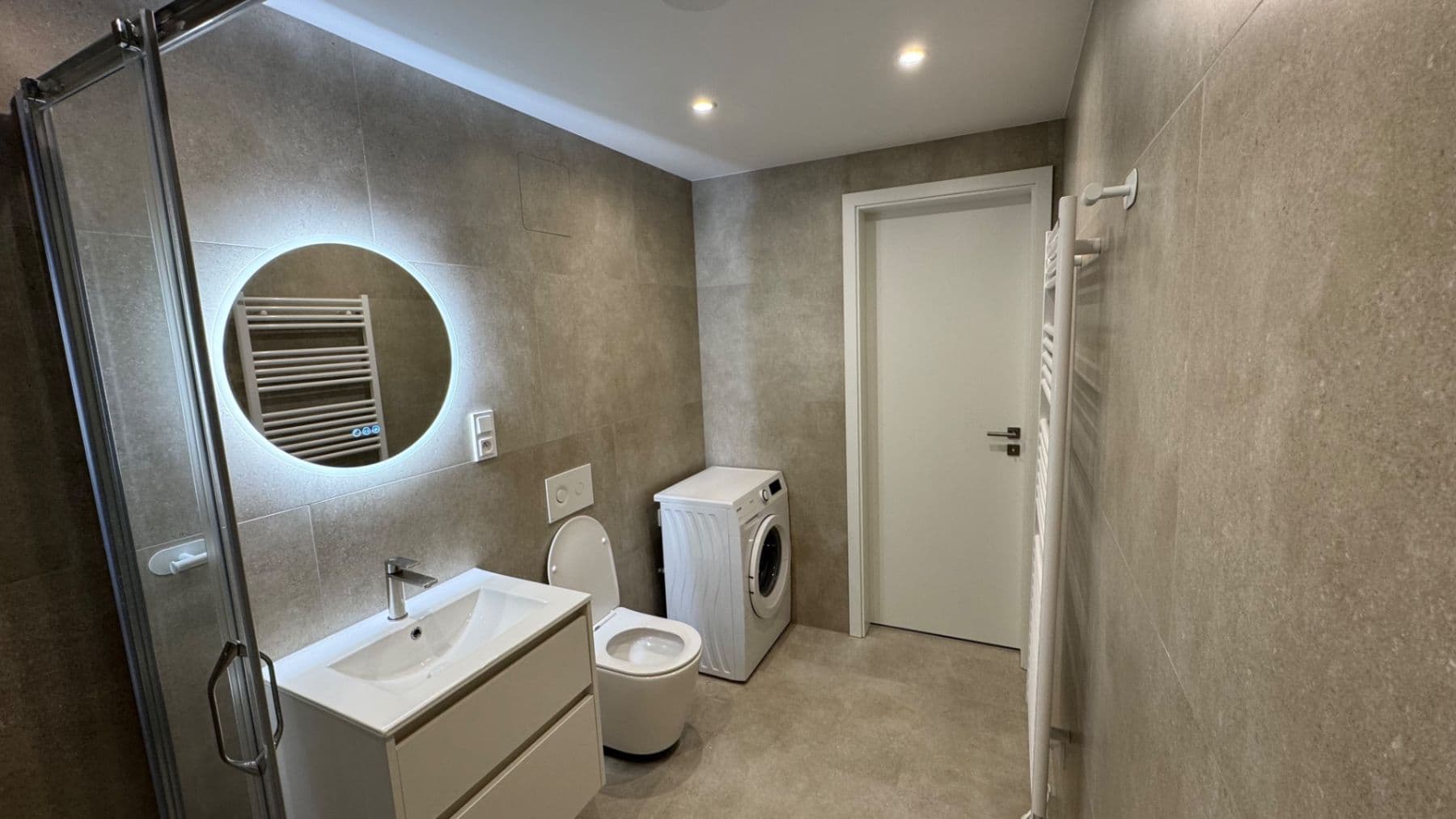 Prenájom bytu 2-izbový 56 m², U Engerthu, Kladno, Středočeský kraj Prenájom bytu 2-izbový 56 m², U Engerthu, Kladno, Středočeský kraj