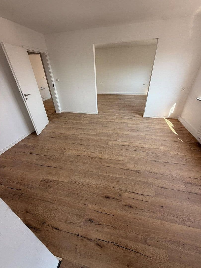 Predaj domu 145 m², pozemok 300 m², Totenkopfstr, Sankt Martin, Porýnie-Falcko Predaj domu 145 m², pozemok 300 m², Totenkopfstr, Sankt Martin, Porýnie-Falcko