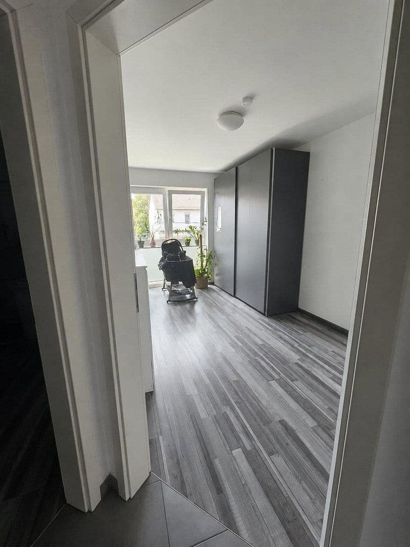 Prenájom domu 170 m², pozemok 350 m², Sehnde, Dolné Sasko Prenájom domu 170 m², pozemok 350 m², Sehnde, Dolné Sasko