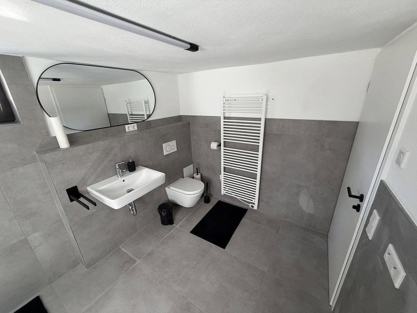 Prenájom bytu 3-izbový 68 m², Ingolstadt, Bavorsko Prenájom bytu 3-izbový 68 m², Ingolstadt, Bavorsko