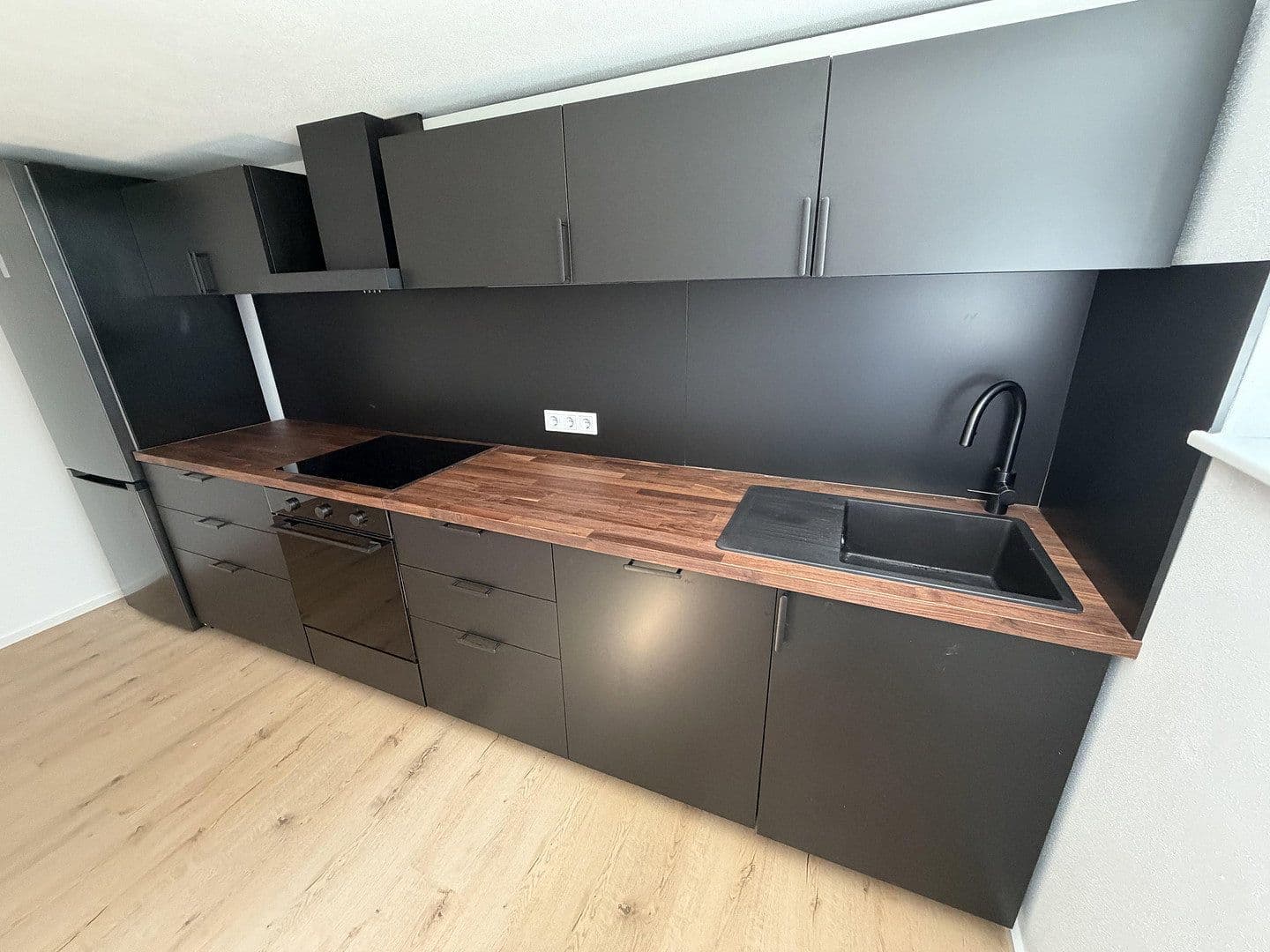 Prenájom bytu 3-izbový 68 m², Ingolstadt, Bavorsko Prenájom bytu 3-izbový 68 m², Ingolstadt, Bavorsko