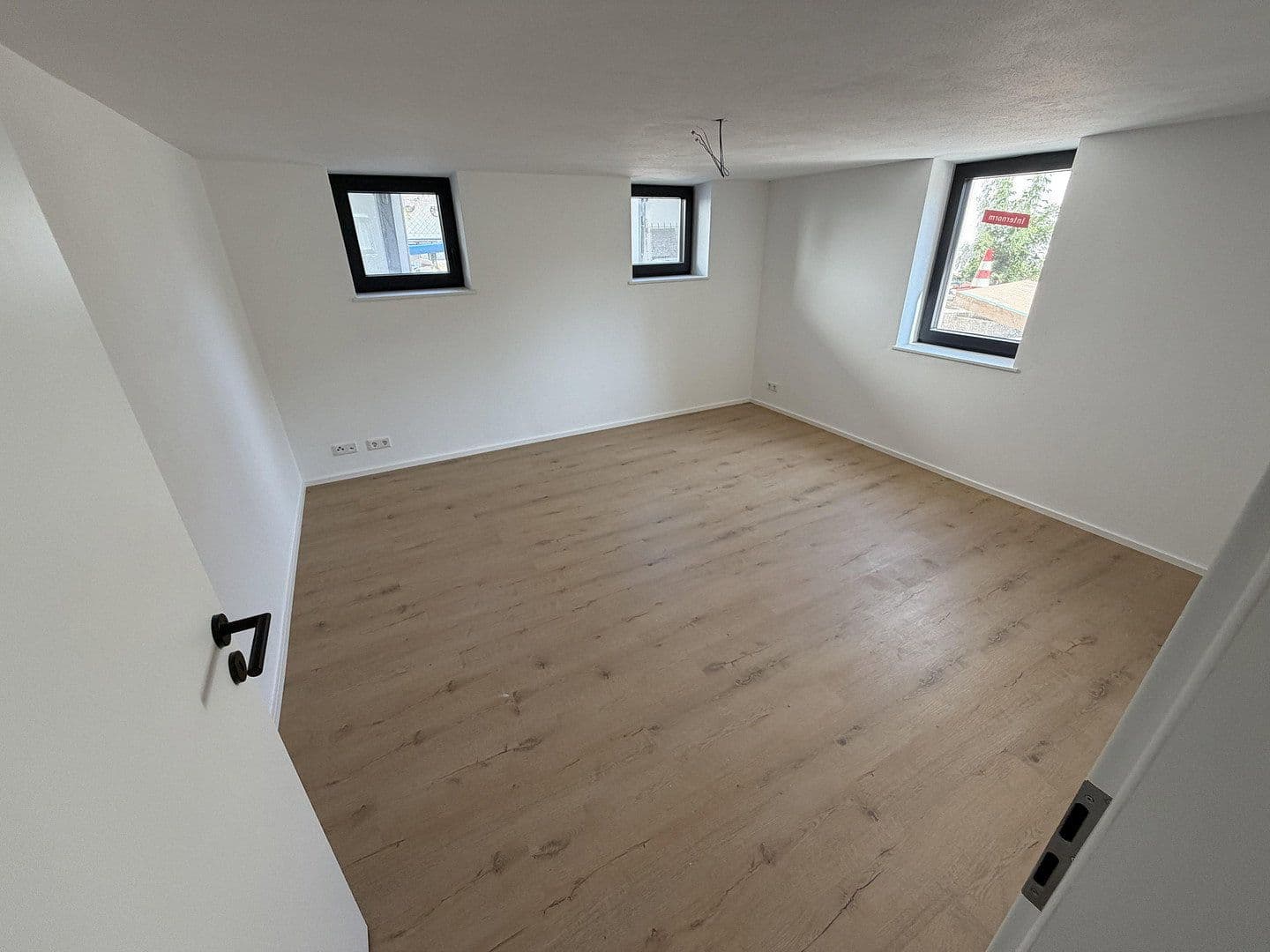 Prenájom bytu 3-izbový 68 m², Ingolstadt, Bavorsko Prenájom bytu 3-izbový 68 m², Ingolstadt, Bavorsko