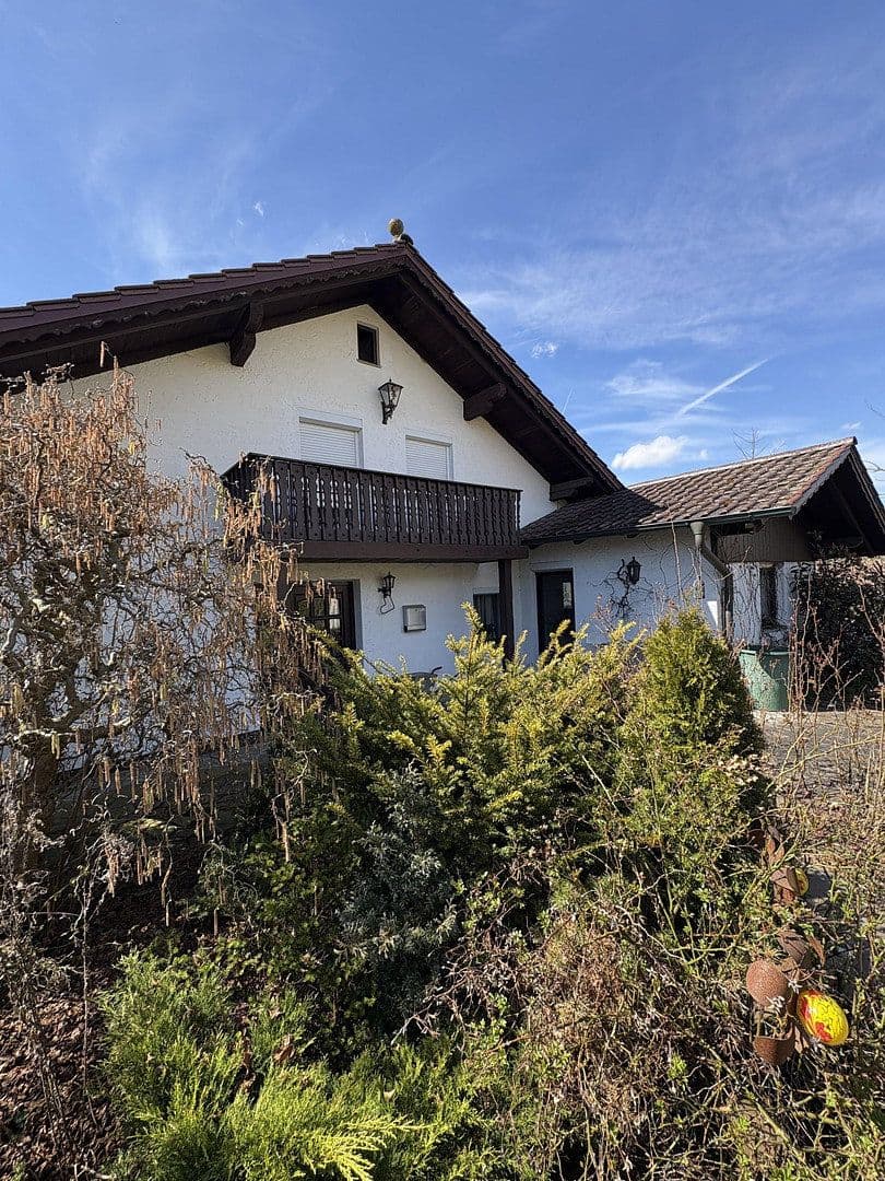 Predaj domu 245 m², pozemok 1.360 m², Ruhstorf a.d.Rott, Bavorsko Predaj domu 245 m², pozemok 1.360 m², Ruhstorf a.d.Rott, Bavorsko
