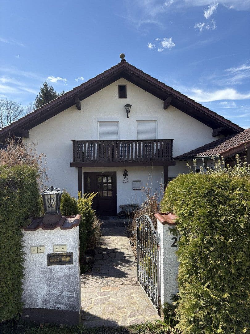 Predaj domu 245 m², pozemok 1.360 m², Ruhstorf a.d.Rott, Bavorsko Predaj domu 245 m², pozemok 1.360 m², Ruhstorf a.d.Rott, Bavorsko