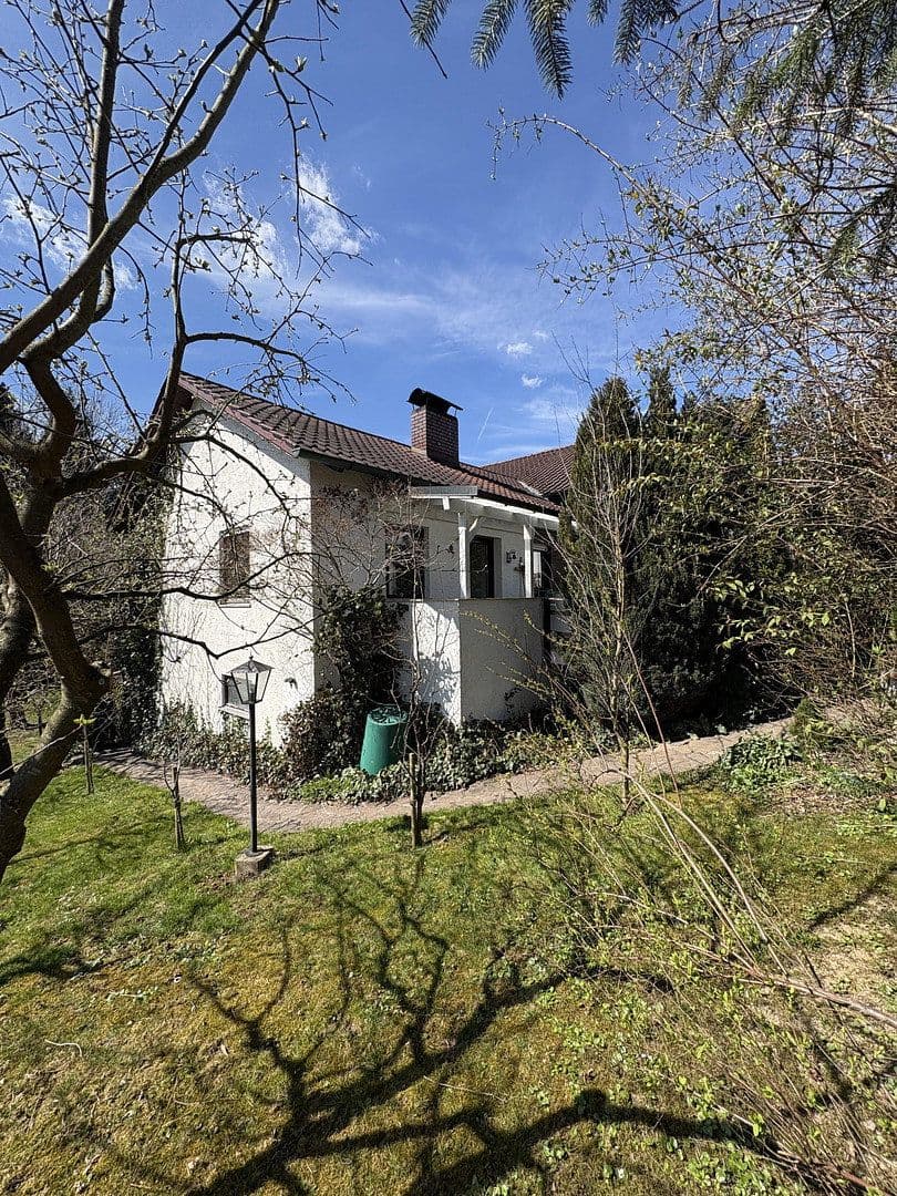 Predaj domu 245 m², pozemok 1.360 m², Ruhstorf a.d.Rott, Bavorsko Predaj domu 245 m², pozemok 1.360 m², Ruhstorf a.d.Rott, Bavorsko
