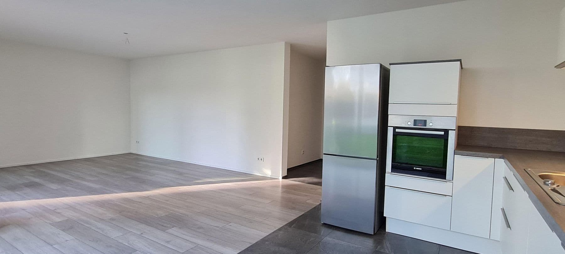 Prenájom bytu 3-izbový 87 m², Am Bahndamm 1, Bad Säckingen, Bádensko-Wurttembersko Prenájom bytu 3-izbový 87 m², Am Bahndamm 1, Bad Säckingen, Bádensko-Wurttembersko
