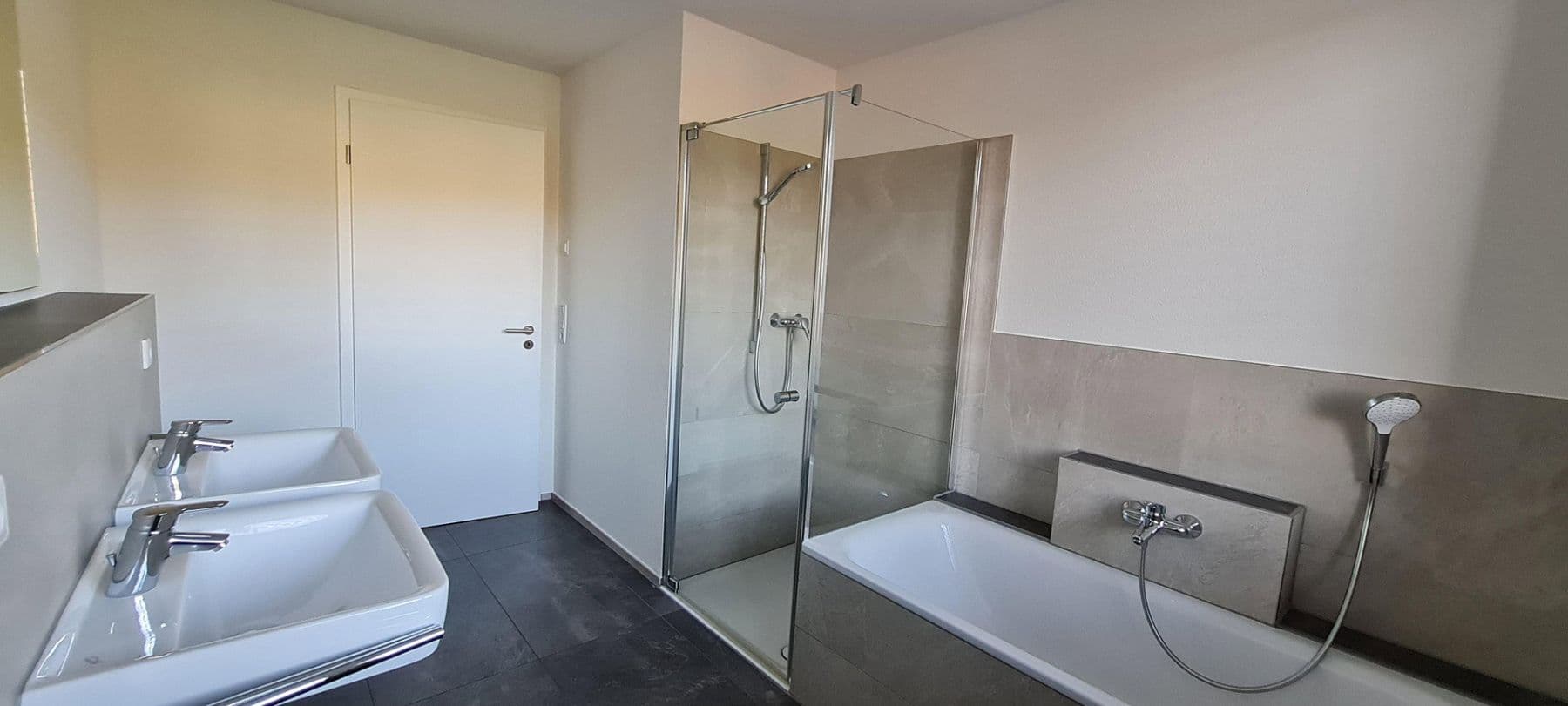 Prenájom bytu 3-izbový 87 m², Am Bahndamm 1, Bad Säckingen, Bádensko-Wurttembersko Prenájom bytu 3-izbový 87 m², Am Bahndamm 1, Bad Säckingen, Bádensko-Wurttembersko