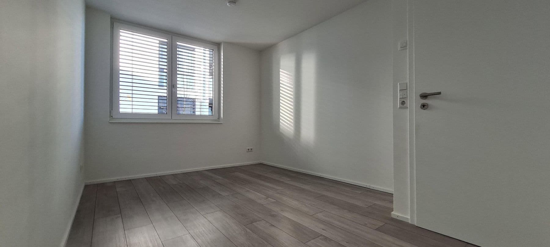 Prenájom bytu 3-izbový 87 m², Am Bahndamm 1, Bad Säckingen, Bádensko-Wurttembersko Prenájom bytu 3-izbový 87 m², Am Bahndamm 1, Bad Säckingen, Bádensko-Wurttembersko