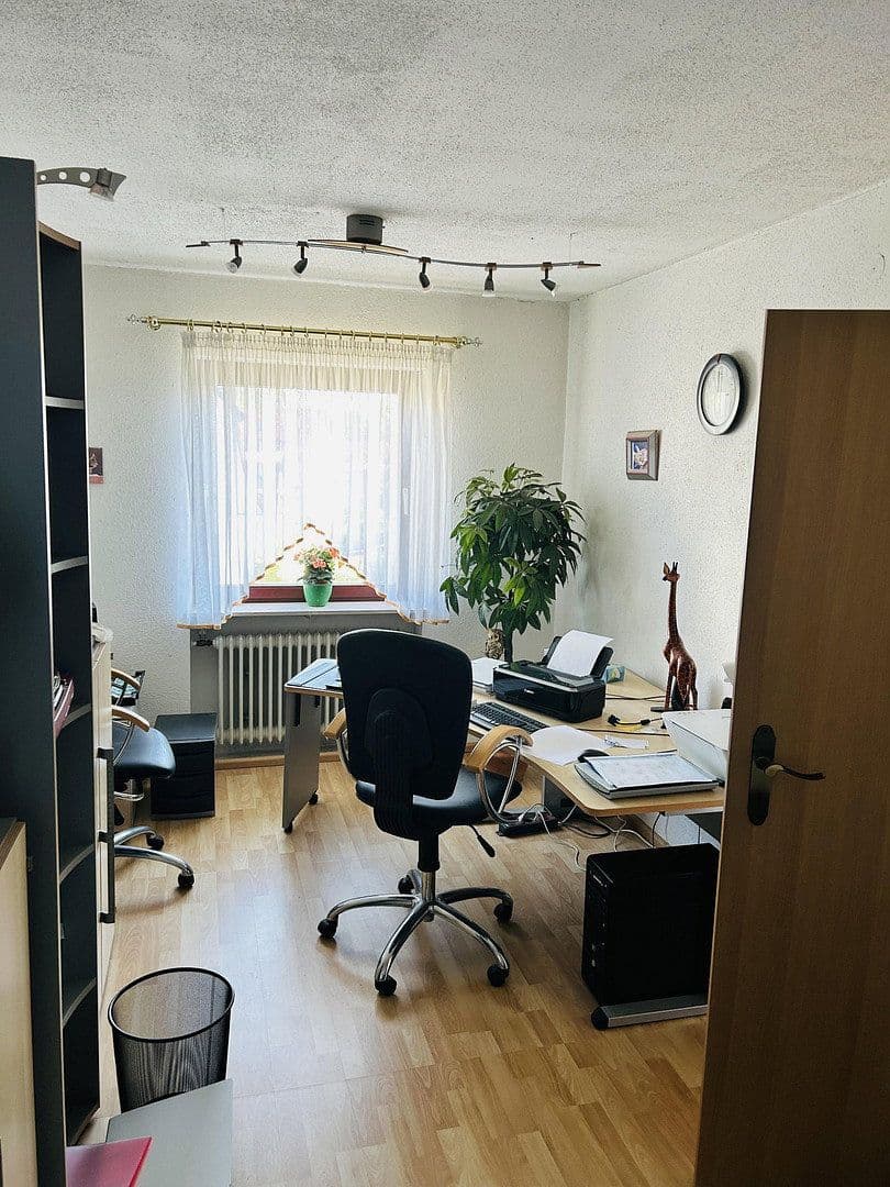Predaj domu 159 m², pozemok 529 m², Flurstraße 1a, Stein, Bavorsko Predaj domu 159 m², pozemok 529 m², Flurstraße 1a, Stein, Bavorsko