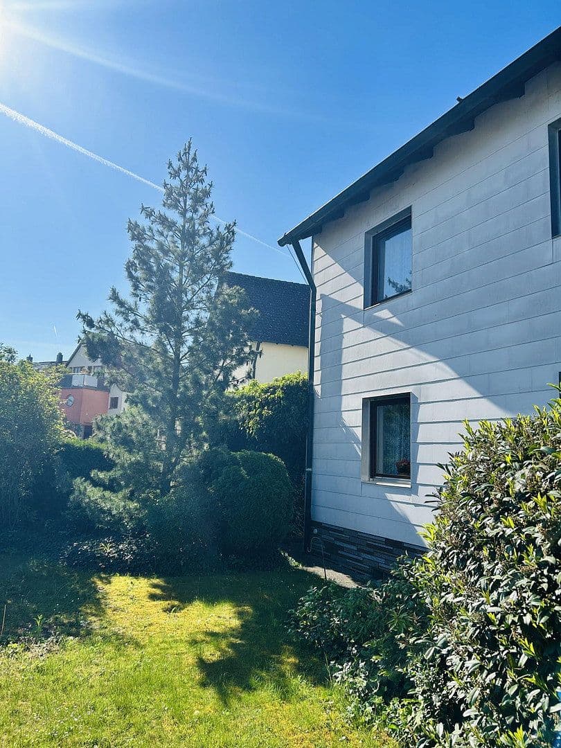 Predaj domu 159 m², pozemok 529 m², Flurstraße 1a, Stein, Bavorsko Predaj domu 159 m², pozemok 529 m², Flurstraße 1a, Stein, Bavorsko