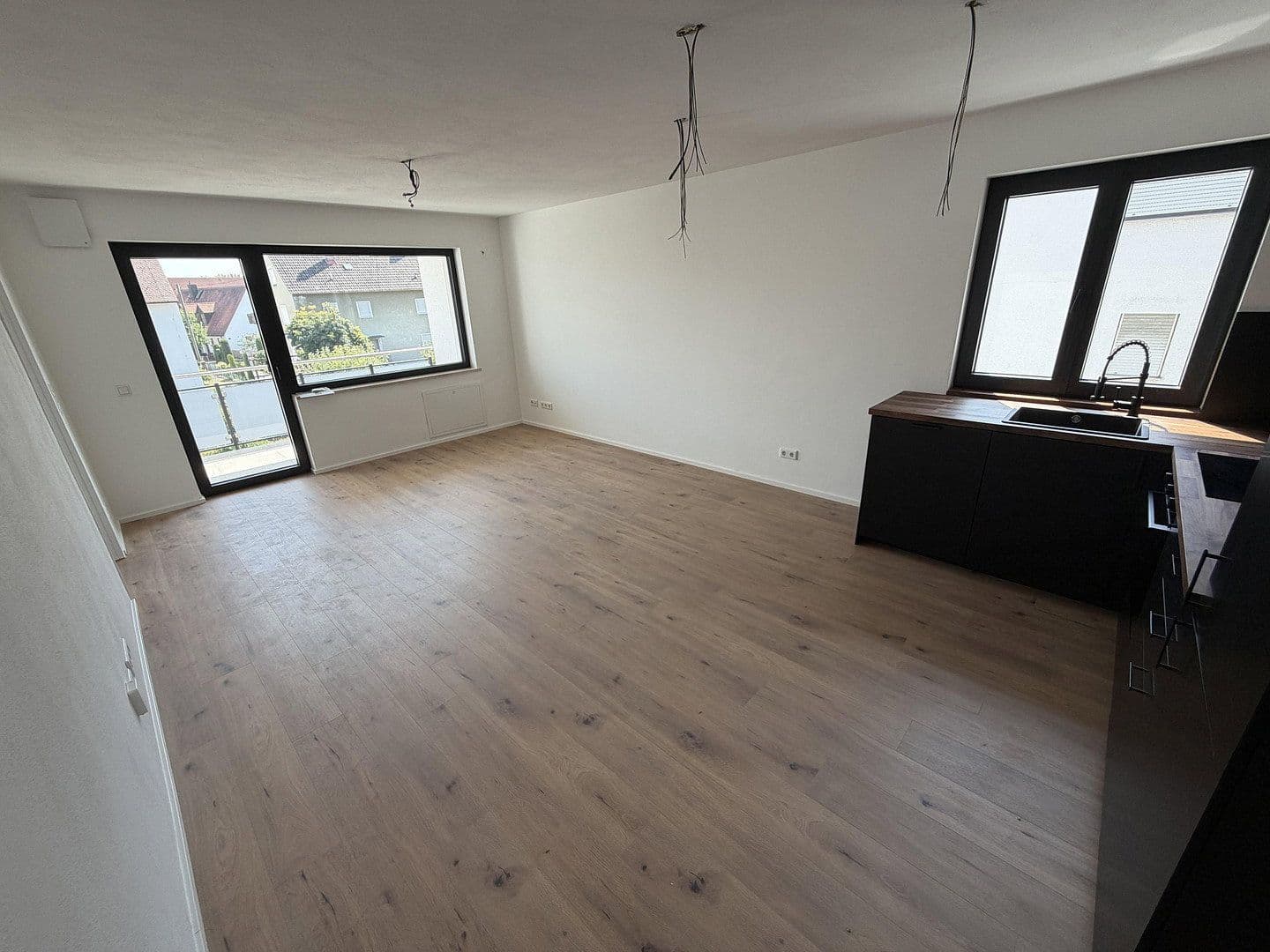 Prenájom bytu 4-izbový 76 m², Ingolstadt, Bavorsko Prenájom bytu 4-izbový 76 m², Ingolstadt, Bavorsko