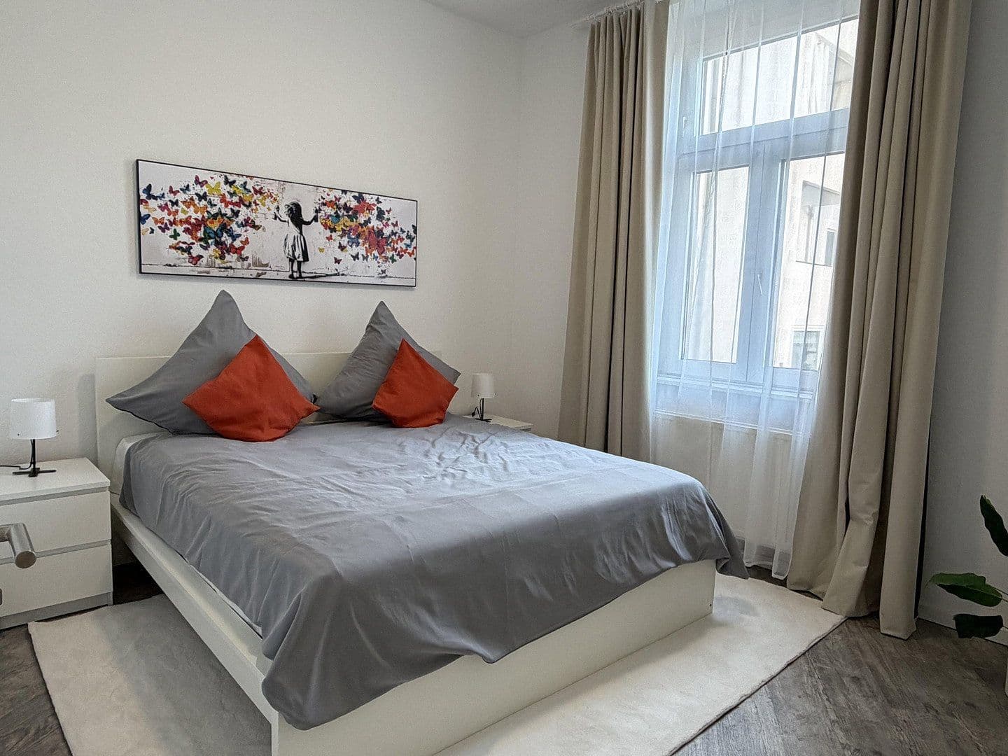 Prenájom bytu 2-izbový 60 m², Röhrenstraße 1, Düsseldorf, Severné Porýnie - Westfálsko Prenájom bytu 2-izbový 60 m², Röhrenstraße 1, Düsseldorf, Severné Porýnie - Westfálsko