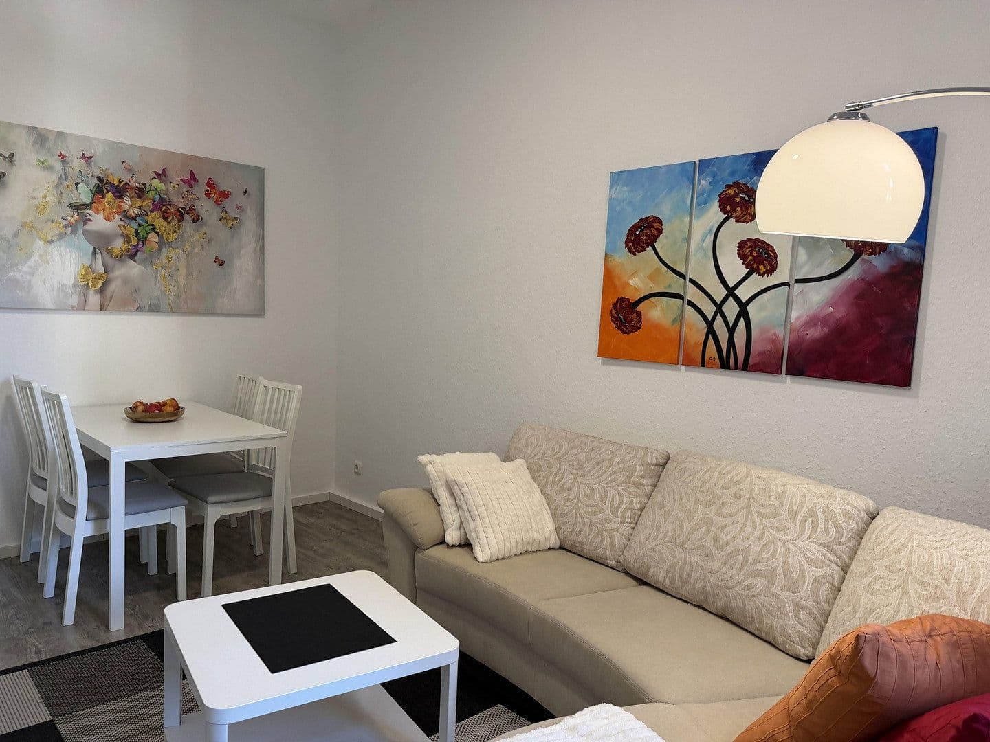 Prenájom bytu 2-izbový 60 m², Röhrenstraße 1, Düsseldorf, Severné Porýnie - Westfálsko Prenájom bytu 2-izbový 60 m², Röhrenstraße 1, Düsseldorf, Severné Porýnie - Westfálsko