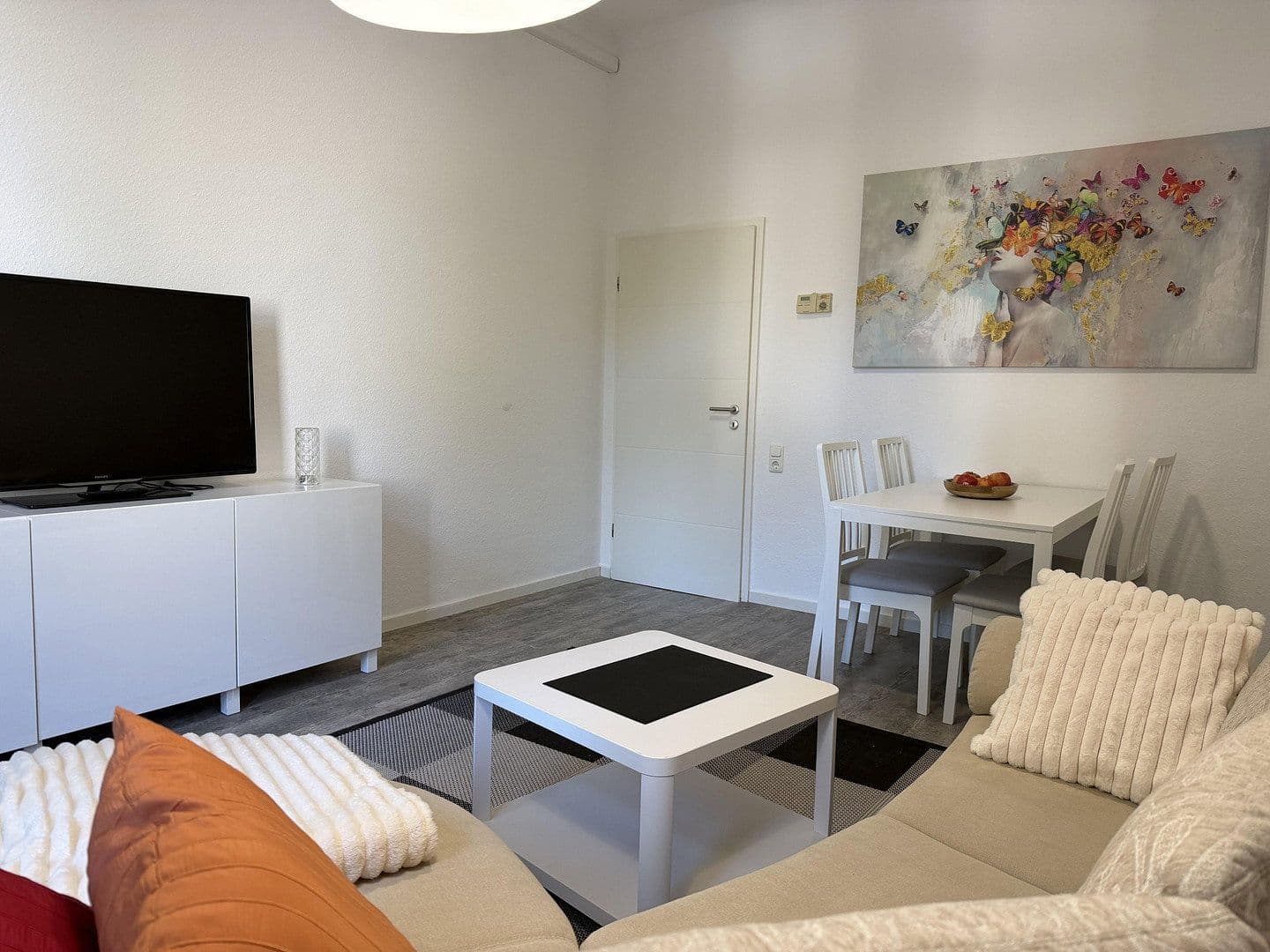 Prenájom bytu 2-izbový 60 m², Röhrenstraße 1, Düsseldorf, Severné Porýnie - Westfálsko Prenájom bytu 2-izbový 60 m², Röhrenstraße 1, Düsseldorf, Severné Porýnie - Westfálsko