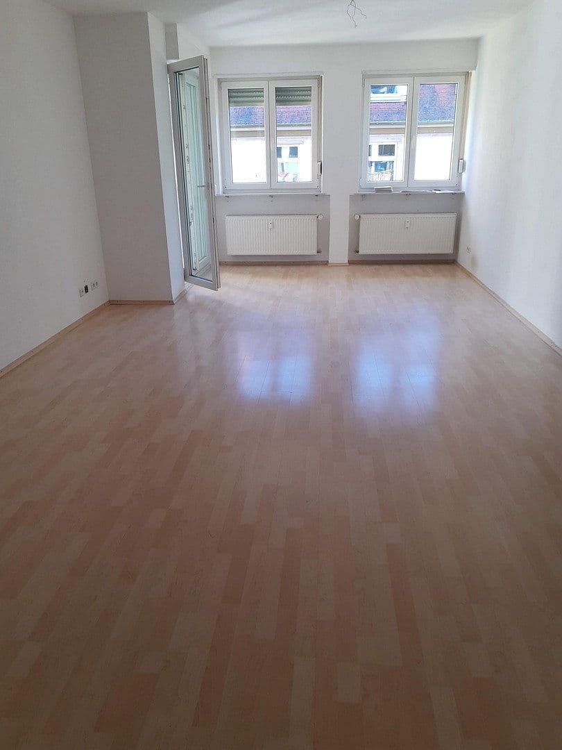 Prenájom bytu 2-izbový 60 m², Landau, Porýnie-Falcko Prenájom bytu 2-izbový 60 m², Landau, Porýnie-Falcko