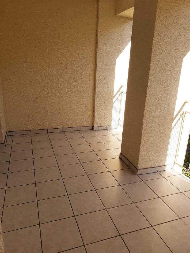 Prenájom bytu 2-izbový 60 m², Landau, Porýnie-Falcko Prenájom bytu 2-izbový 60 m², Landau, Porýnie-Falcko
