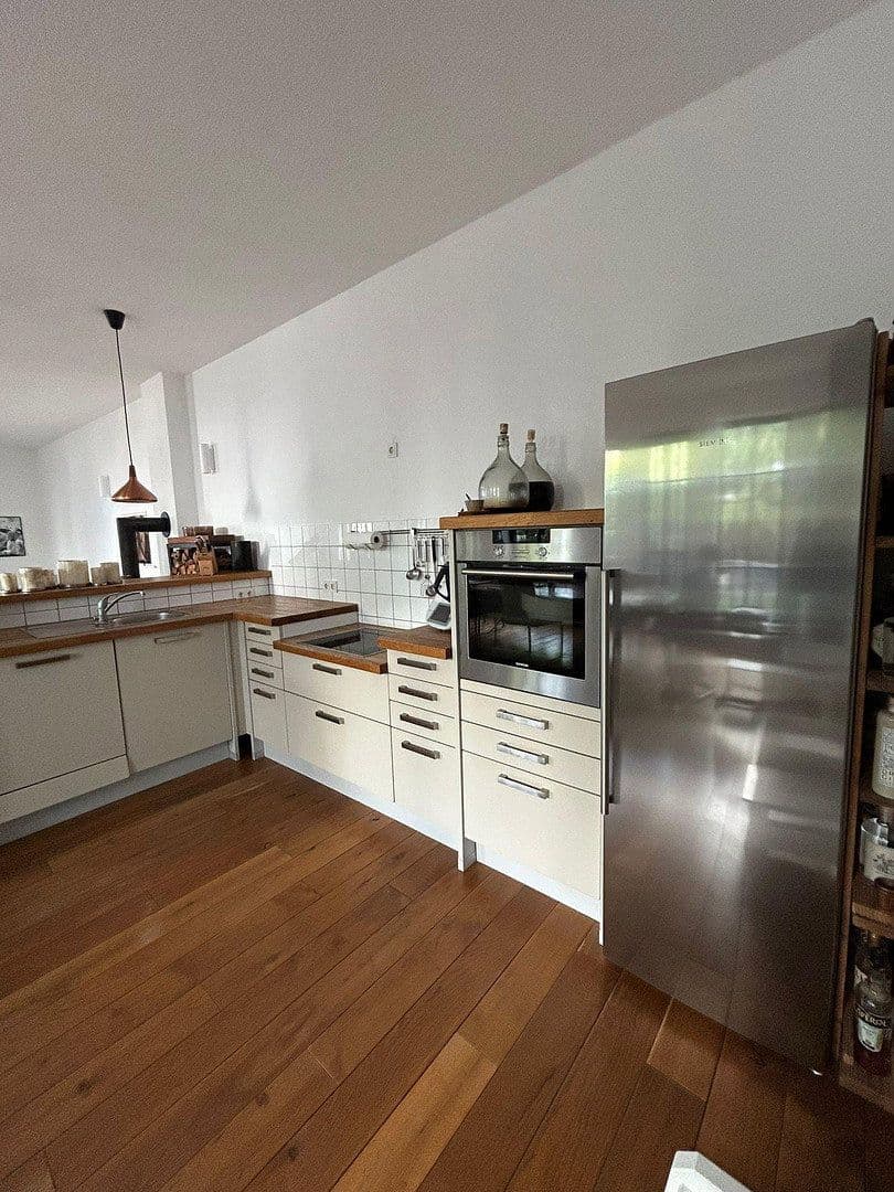 Predaj domu 306 m², pozemok 360 m², Armbruststraße 23, Speyer, Porýnie-Falcko Predaj domu 306 m², pozemok 360 m², Armbruststraße 23, Speyer, Porýnie-Falcko