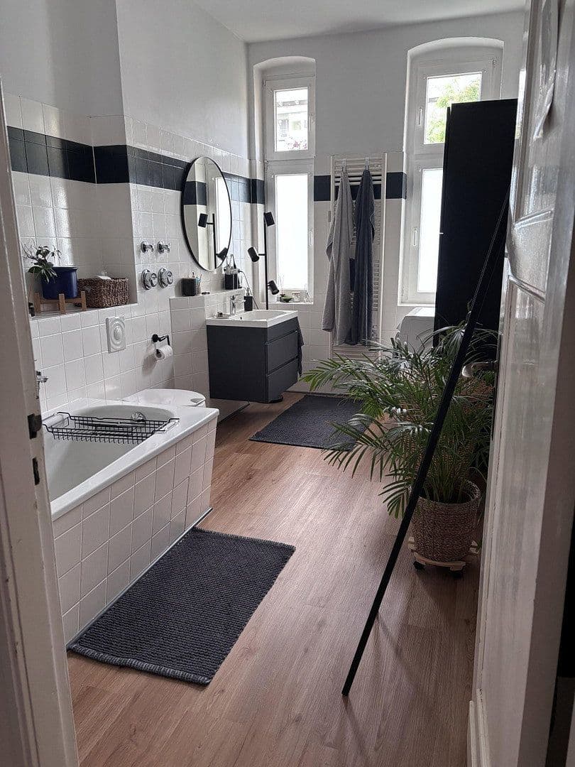 Predaj bytu 3-izbový 87 m², Kastanienallee 2, Potsdam, Brandenbursko Predaj bytu 3-izbový 87 m², Kastanienallee 2, Potsdam, Brandenbursko