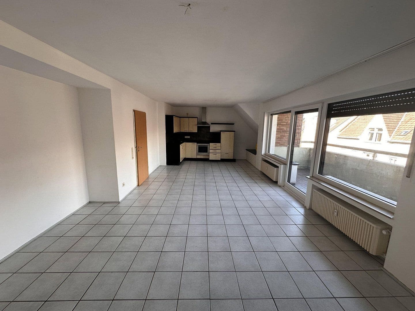 Prenájom bytu 3-izbový 89 m², Solinger Str. 139, Langenfeld (Rheinland), Severné Porýnie - Westfálsko Prenájom bytu 3-izbový 89 m², Solinger Str. 139, Langenfeld (Rheinland), Severné Porýnie - Westfálsko