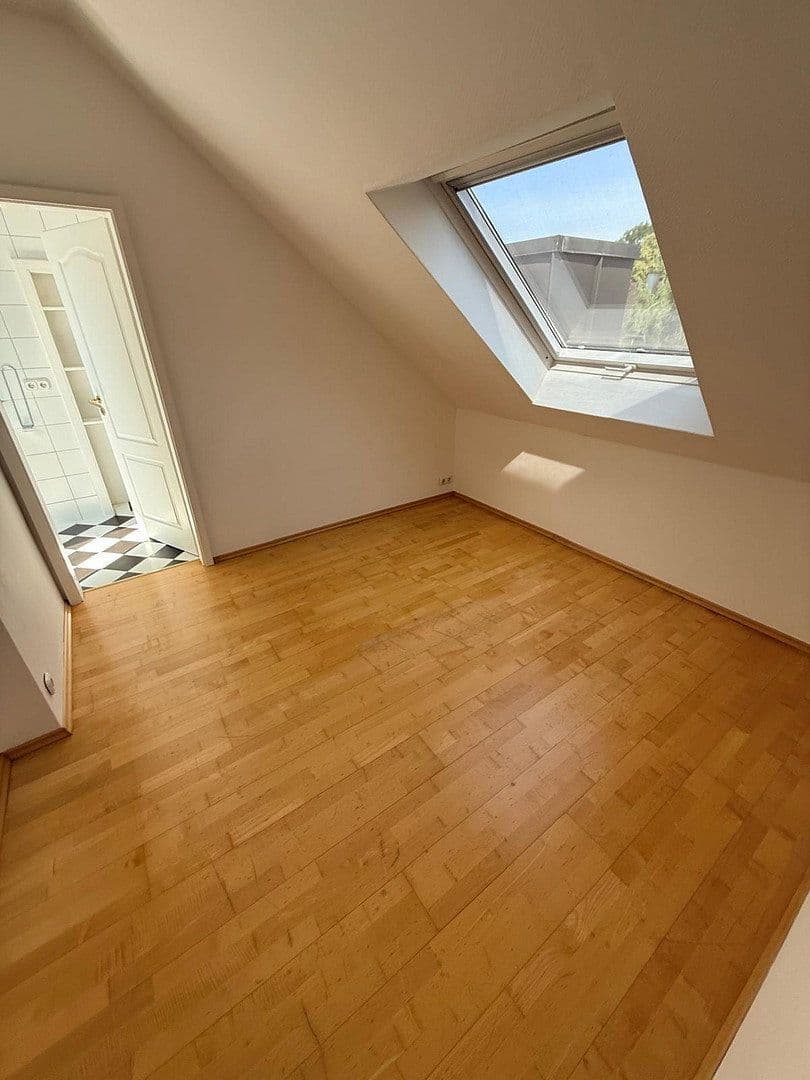 Predaj bytu 2-izbový 60 m², Max-Zenger-Str. 12, München, Bavorsko Predaj bytu 2-izbový 60 m², Max-Zenger-Str. 12, München, Bavorsko