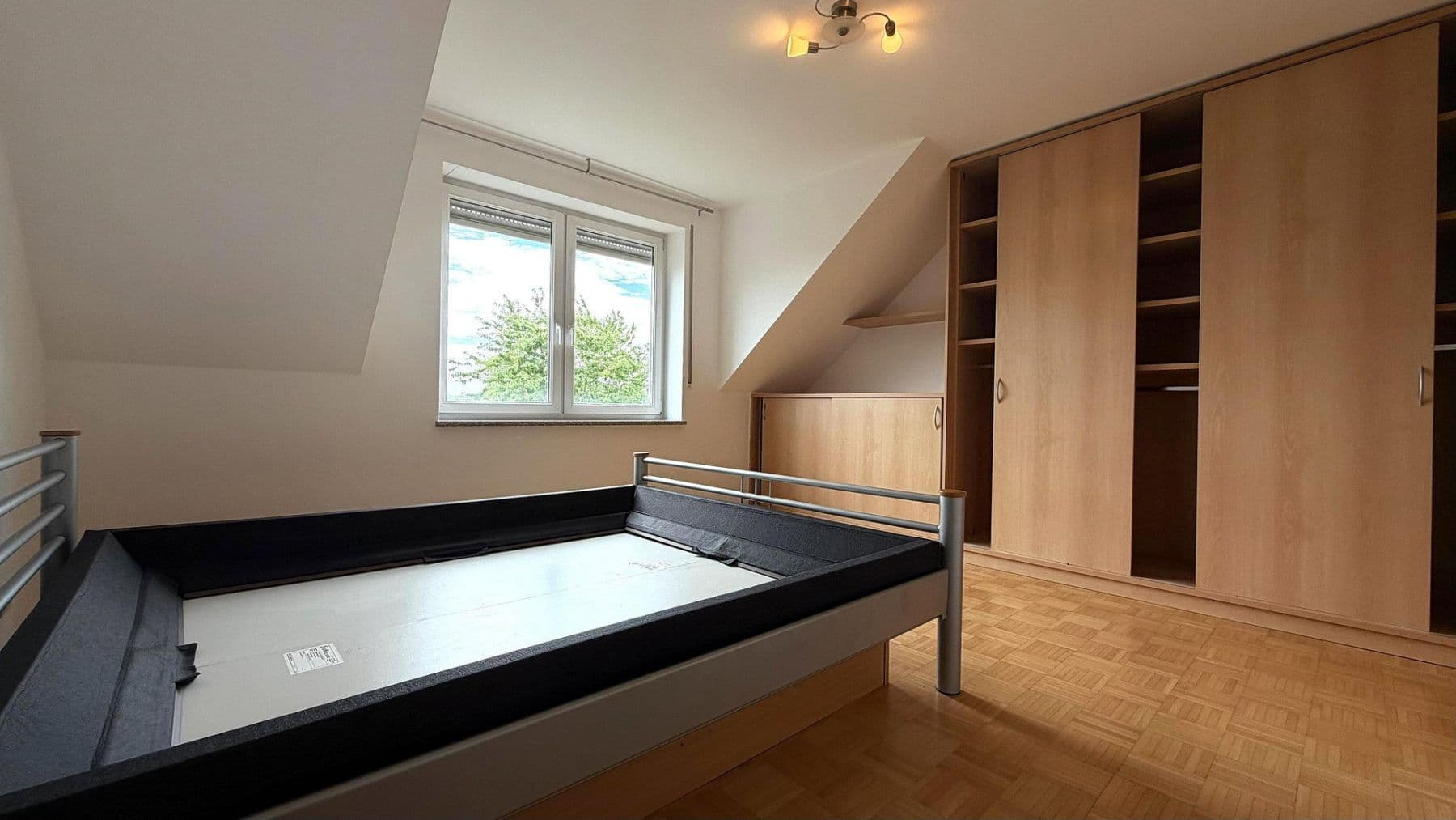 Prenájom bytu 3-izbový 108 m², Kalkstr. 28, Trierweiler, Porýnie-Falcko Prenájom bytu 3-izbový 108 m², Kalkstr. 28, Trierweiler, Porýnie-Falcko