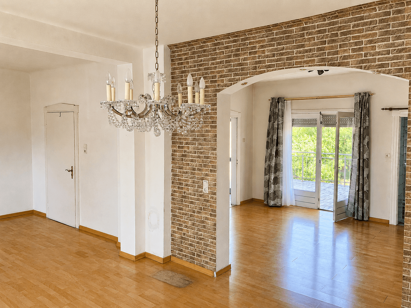 Predaj domu 235 m², pozemok 576 m², Schonstraße 3, Ensdorf/Saar, Sársko Predaj domu 235 m², pozemok 576 m², Schonstraße 3, Ensdorf/Saar, Sársko