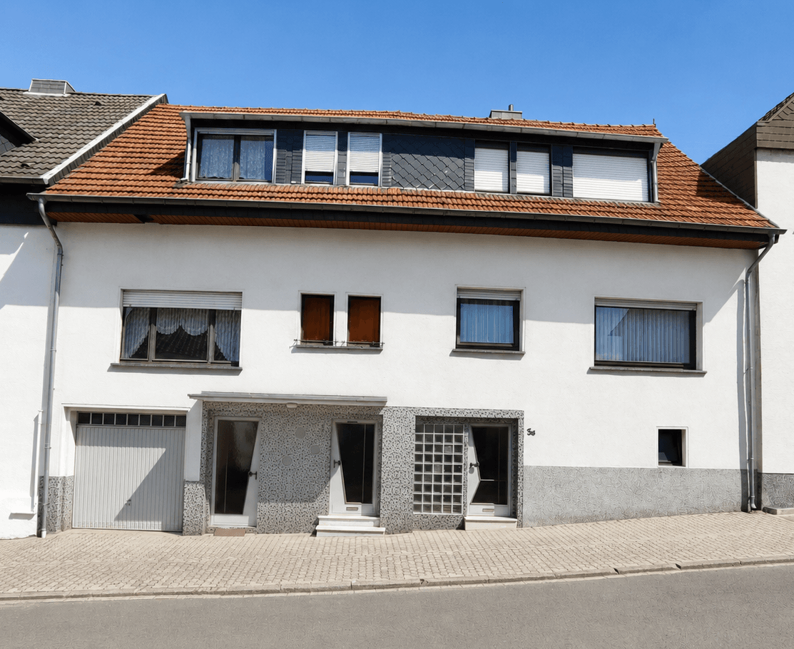 Predaj domu 235 m², pozemok 576 m², Schonstraße 3, Ensdorf/Saar, Sársko Predaj domu 235 m², pozemok 576 m², Schonstraße 3, Ensdorf/Saar, Sársko
