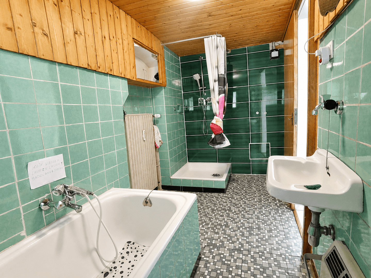 Predaj domu 235 m², pozemok 576 m², Schonstraße 3, Ensdorf/Saar, Sársko Predaj domu 235 m², pozemok 576 m², Schonstraße 3, Ensdorf/Saar, Sársko