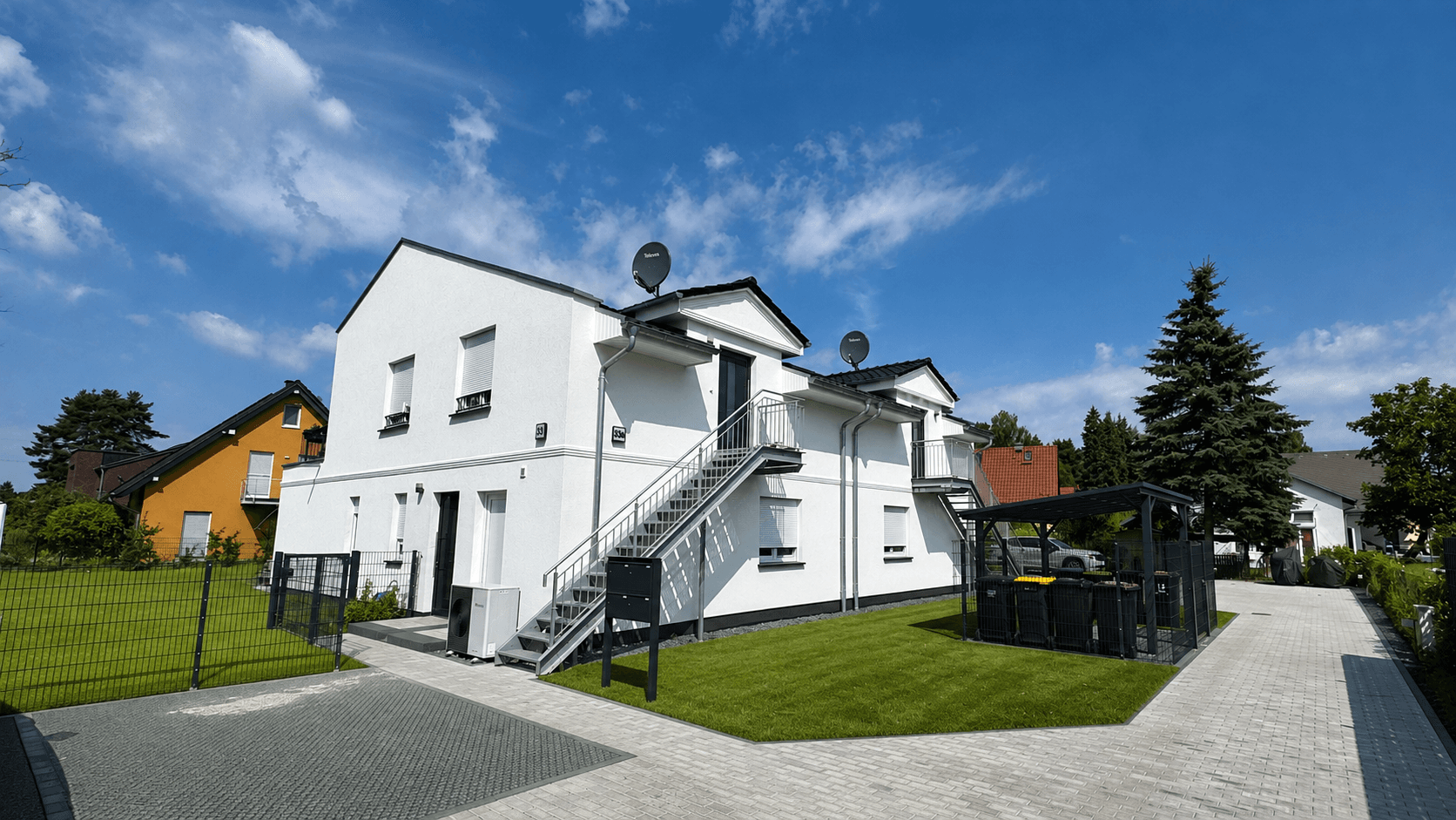 Prenájom bytu 3-izbový 79 m², Am Lupinenfeld 33A, Berlin, Berlín Prenájom bytu 3-izbový 79 m², Am Lupinenfeld 33A, Berlin, Berlín